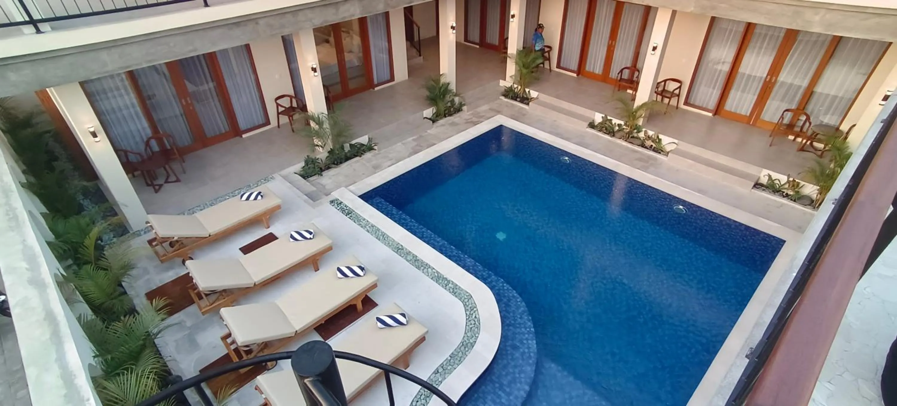 Pool view in FULLMOON CANGGU Nelayan