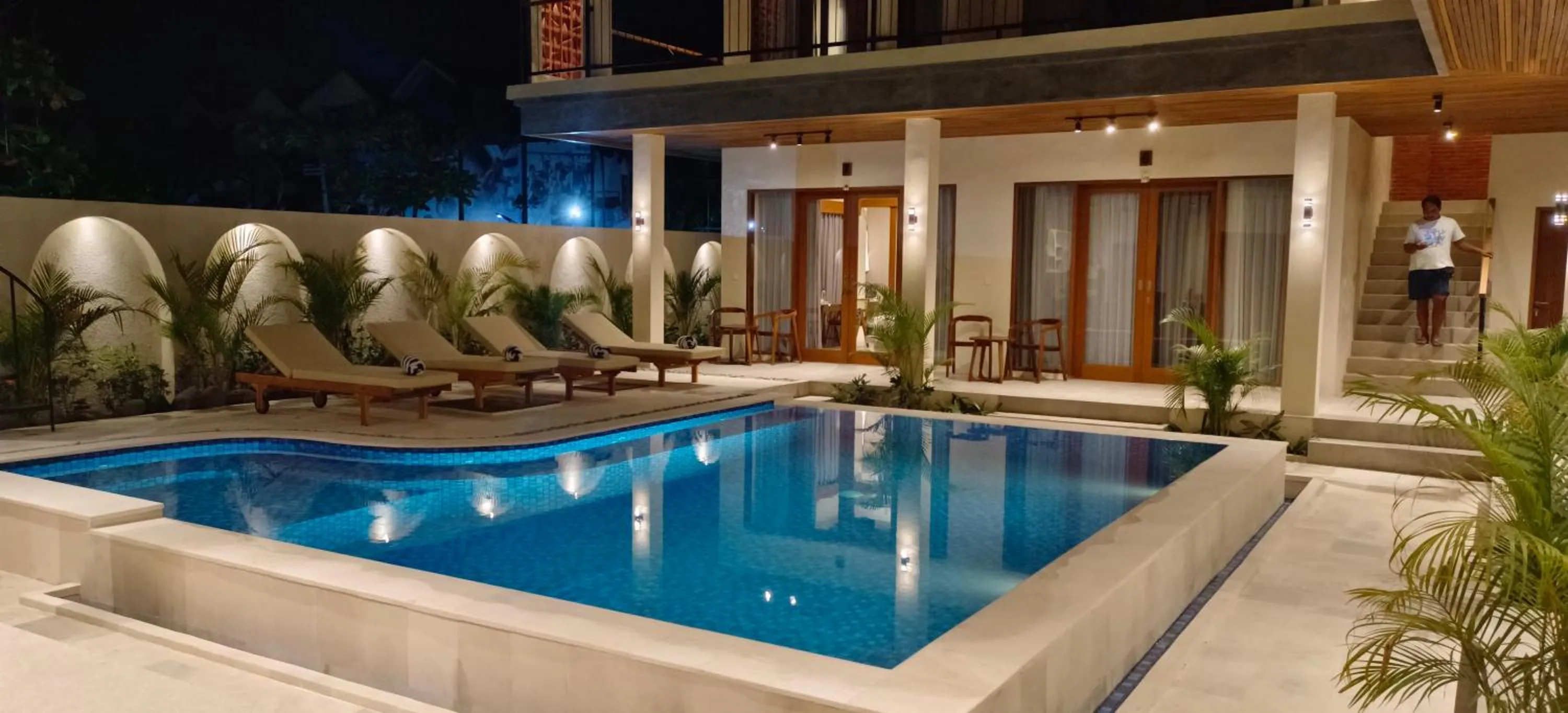 Pool view in FULLMOON CANGGU Nelayan