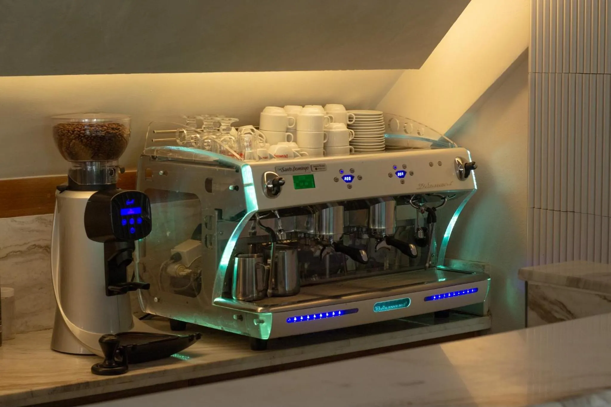 Restaurant/places to eat in Hotel Pinar Dorado By Hotel Gran Jimenoa