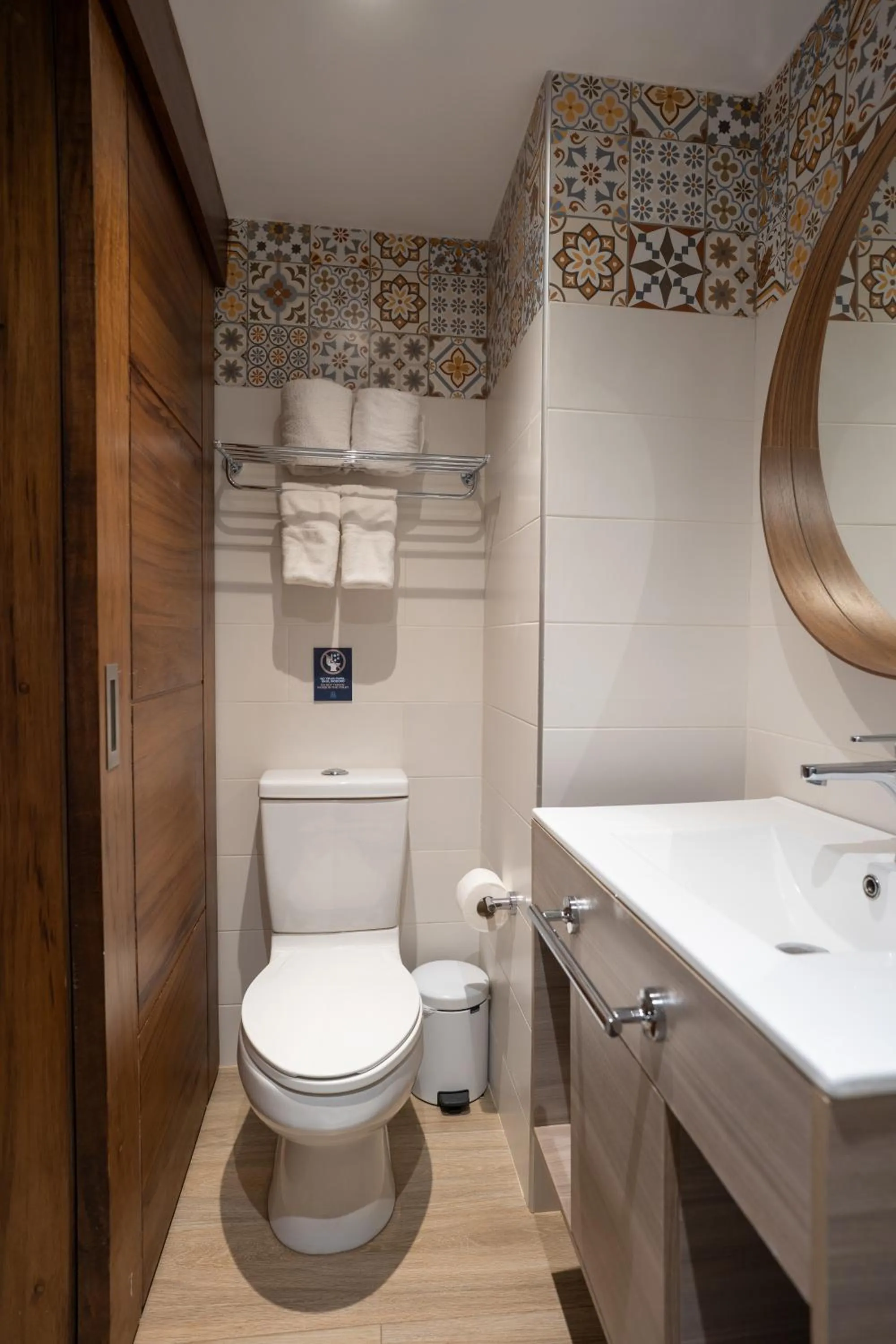 Shower in Hotel Pinar Dorado By Hotel Gran Jimenoa