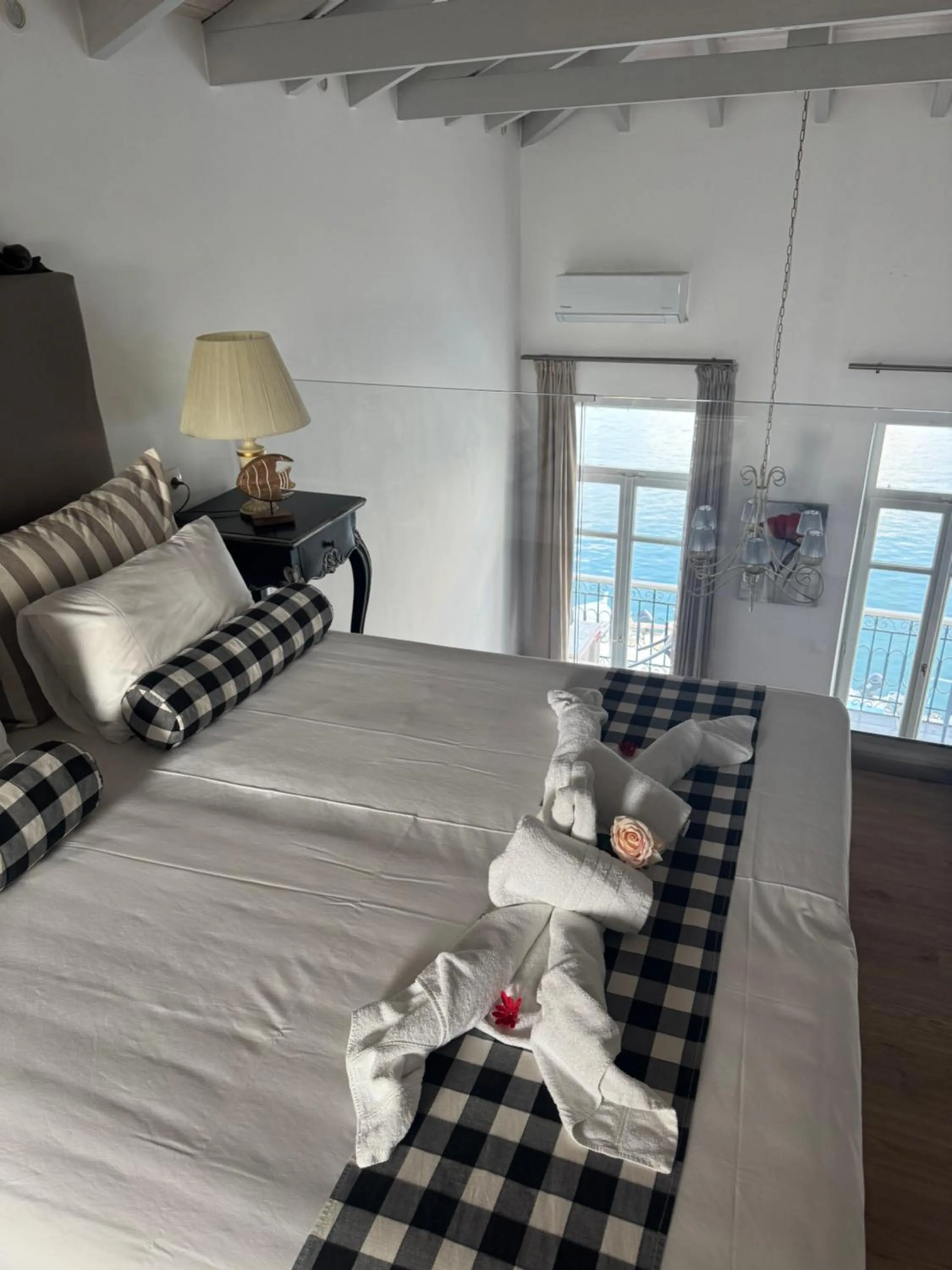 Bed in Porto Enetiko Suites