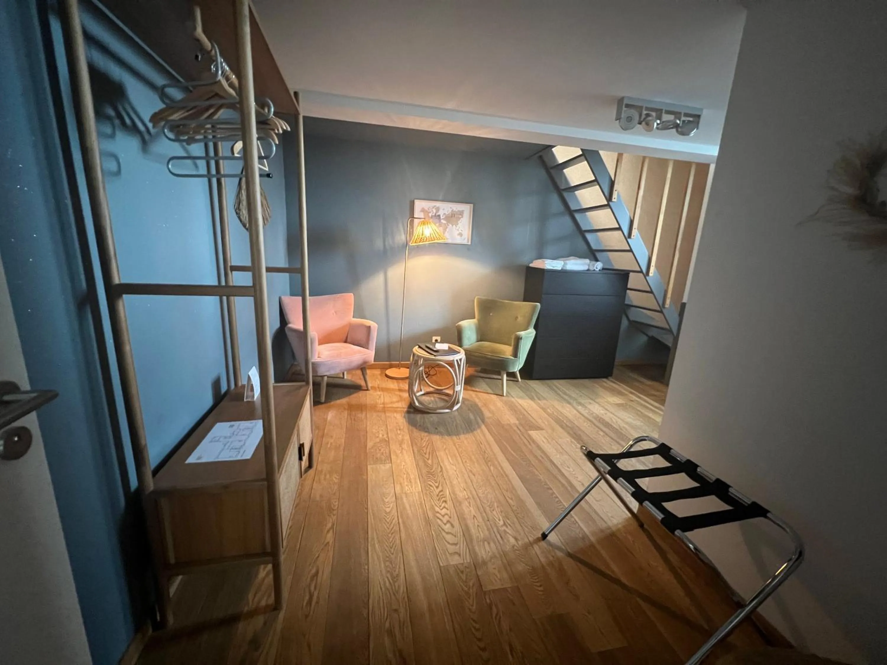 Living room in Le Presbytère de Sautour