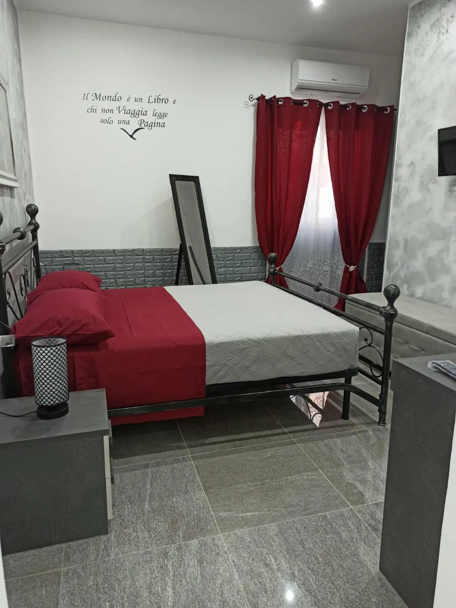 Bedroom, Bed in Le Sirene