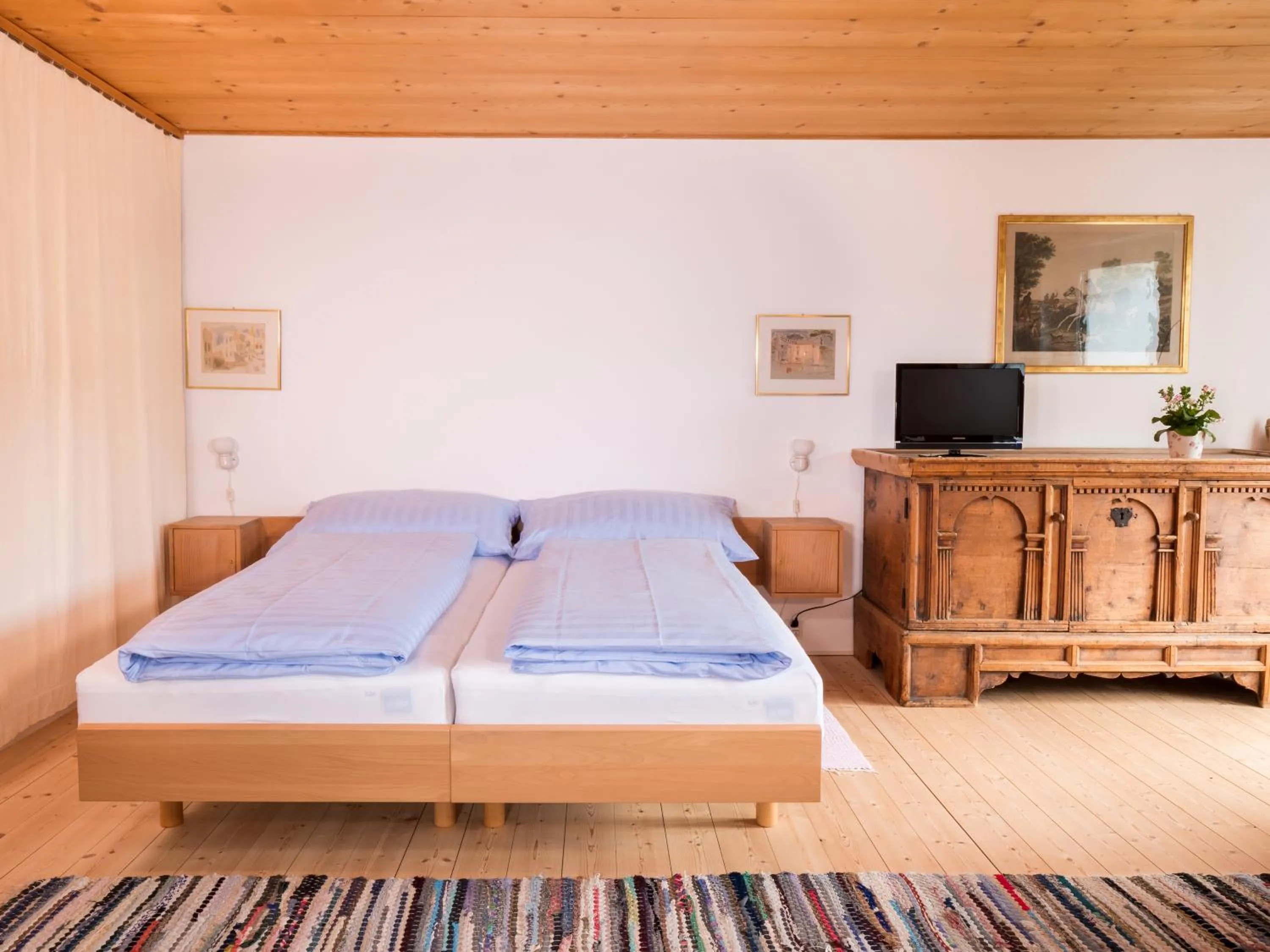 Photo of the whole room, Bed in Hotel Haus am Waldrand