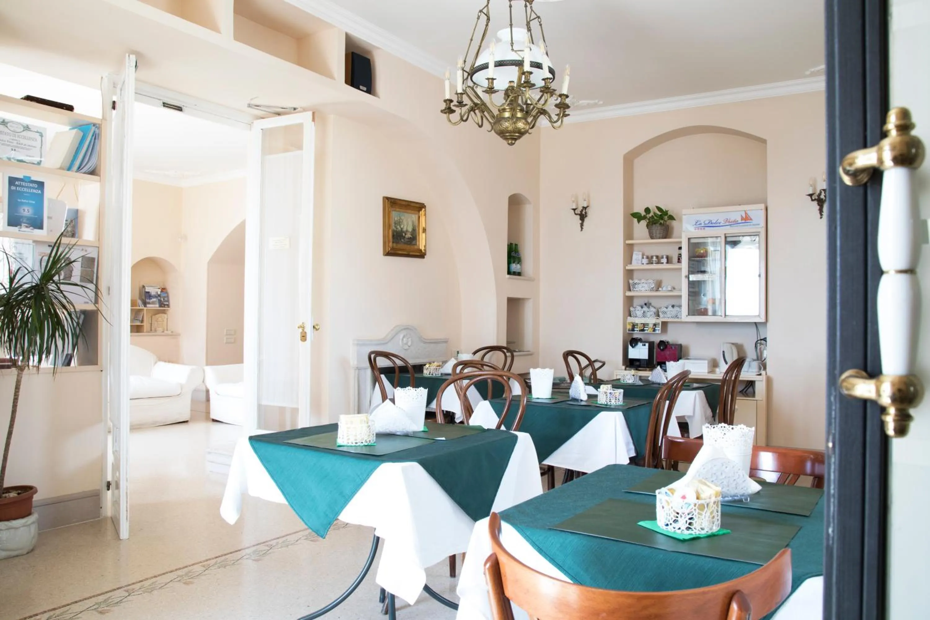 Breakfast in La Dolce Vista - B&B di Charme