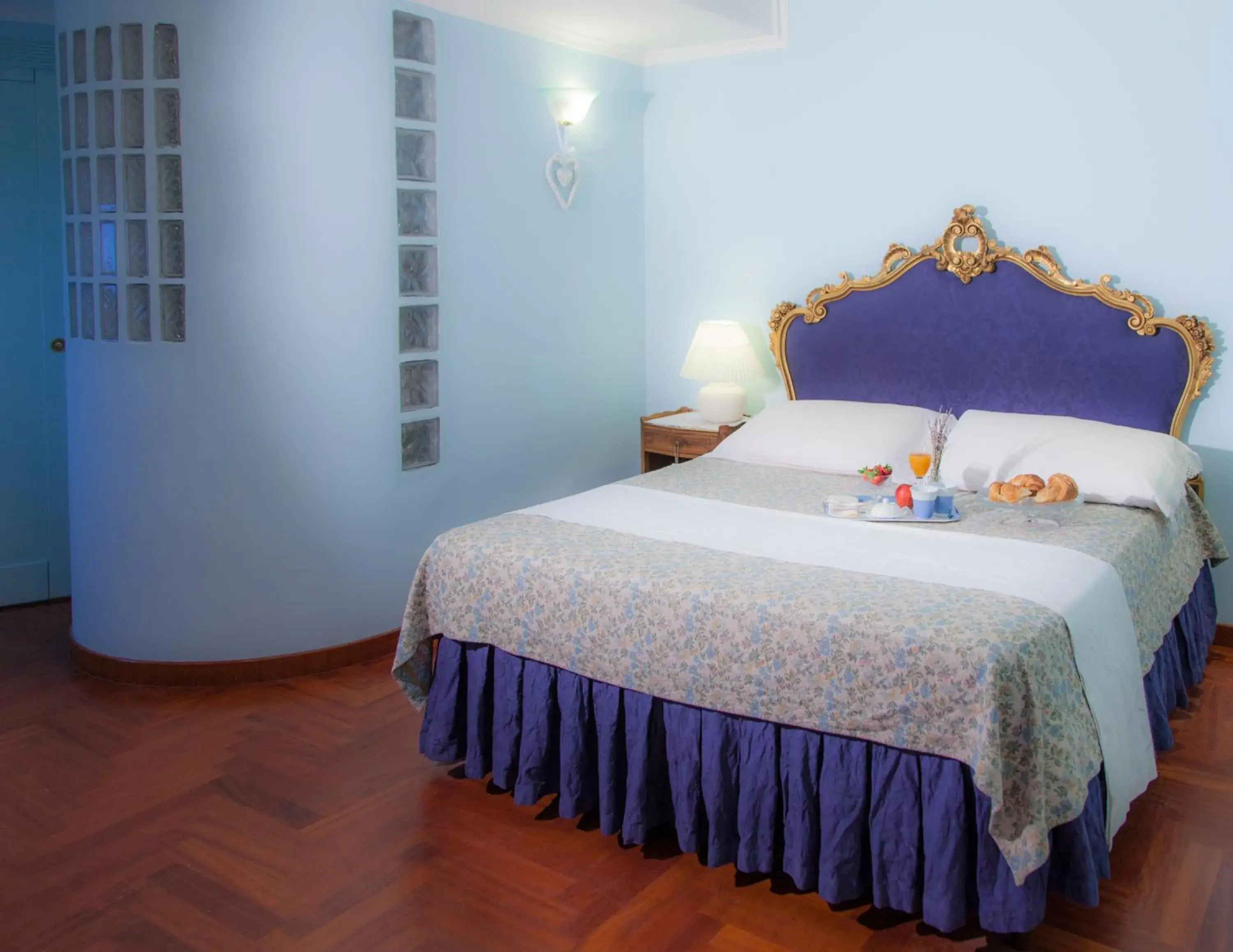 Classic Double Room with Sea View in La Dolce Vista - B&B di Charme Classic Double Room with Sea View in La Dolce Vista - B&B di Charme