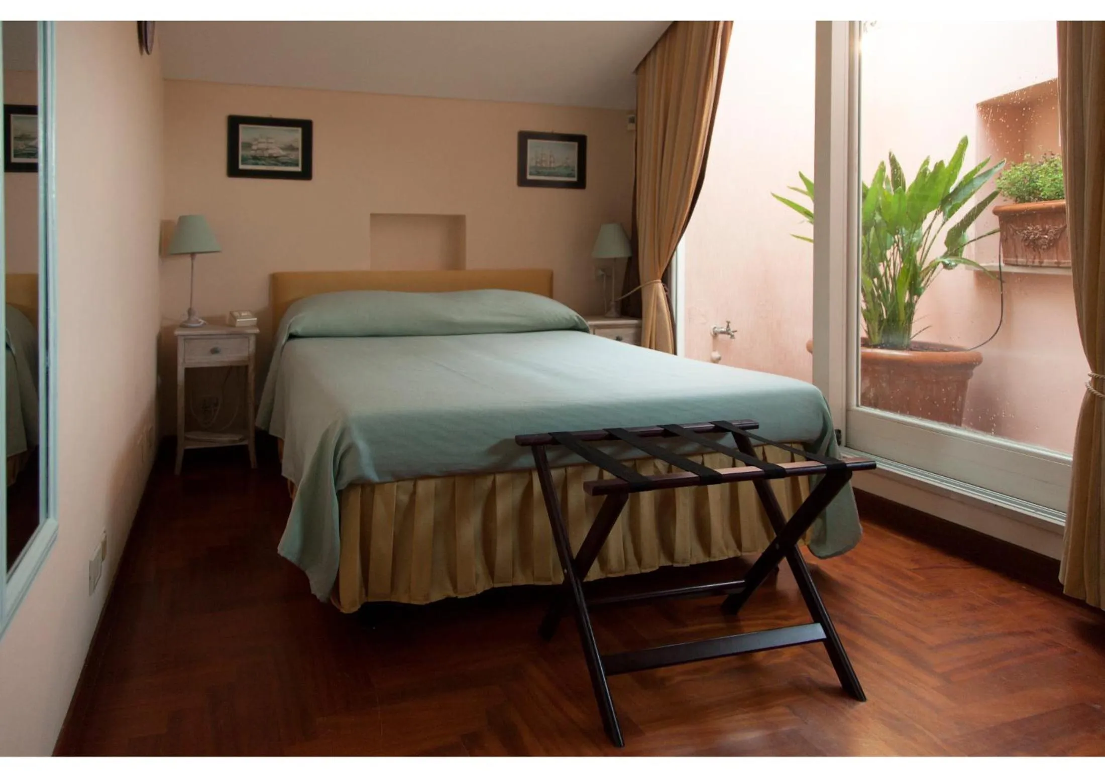 Photo of the whole room, Bed in La Dolce Vista - B&B di Charme