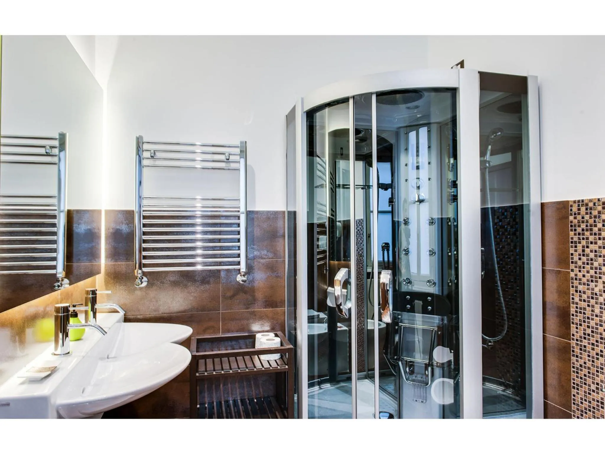 Shower in Lh Royal Suites Terrace