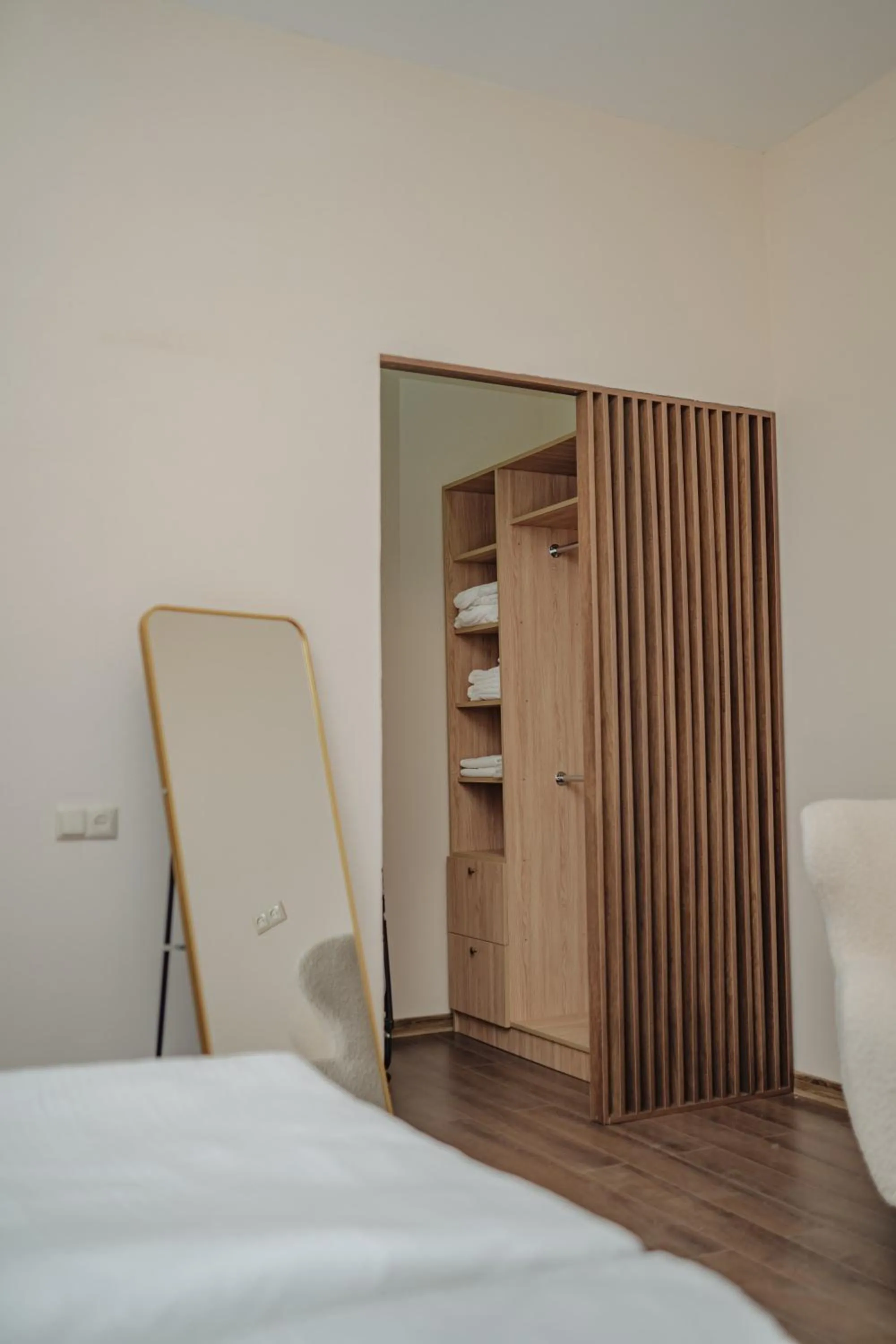 Bedroom, Bed in Kera Rooms