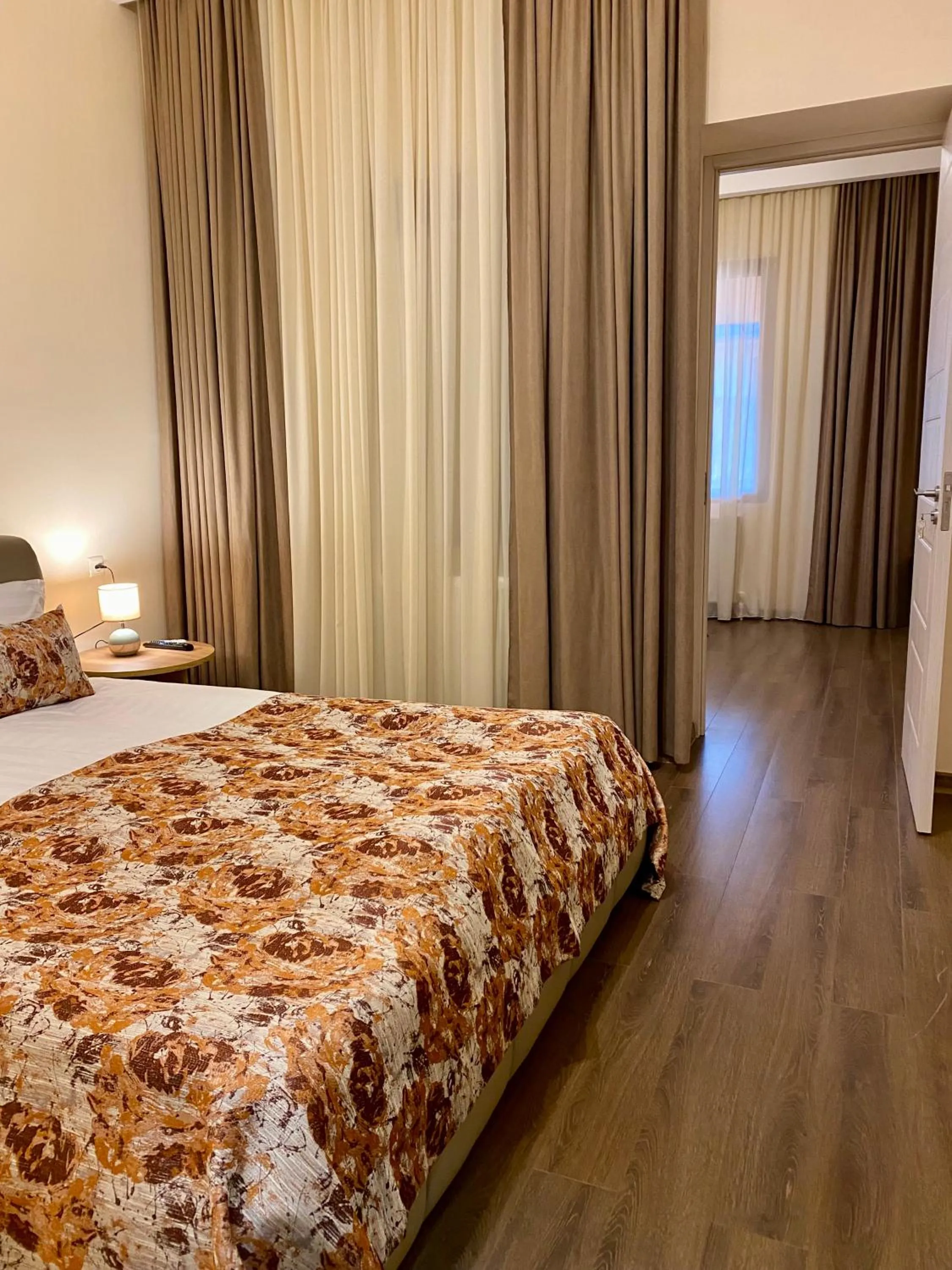 Bedroom, Bed in Kera Rooms