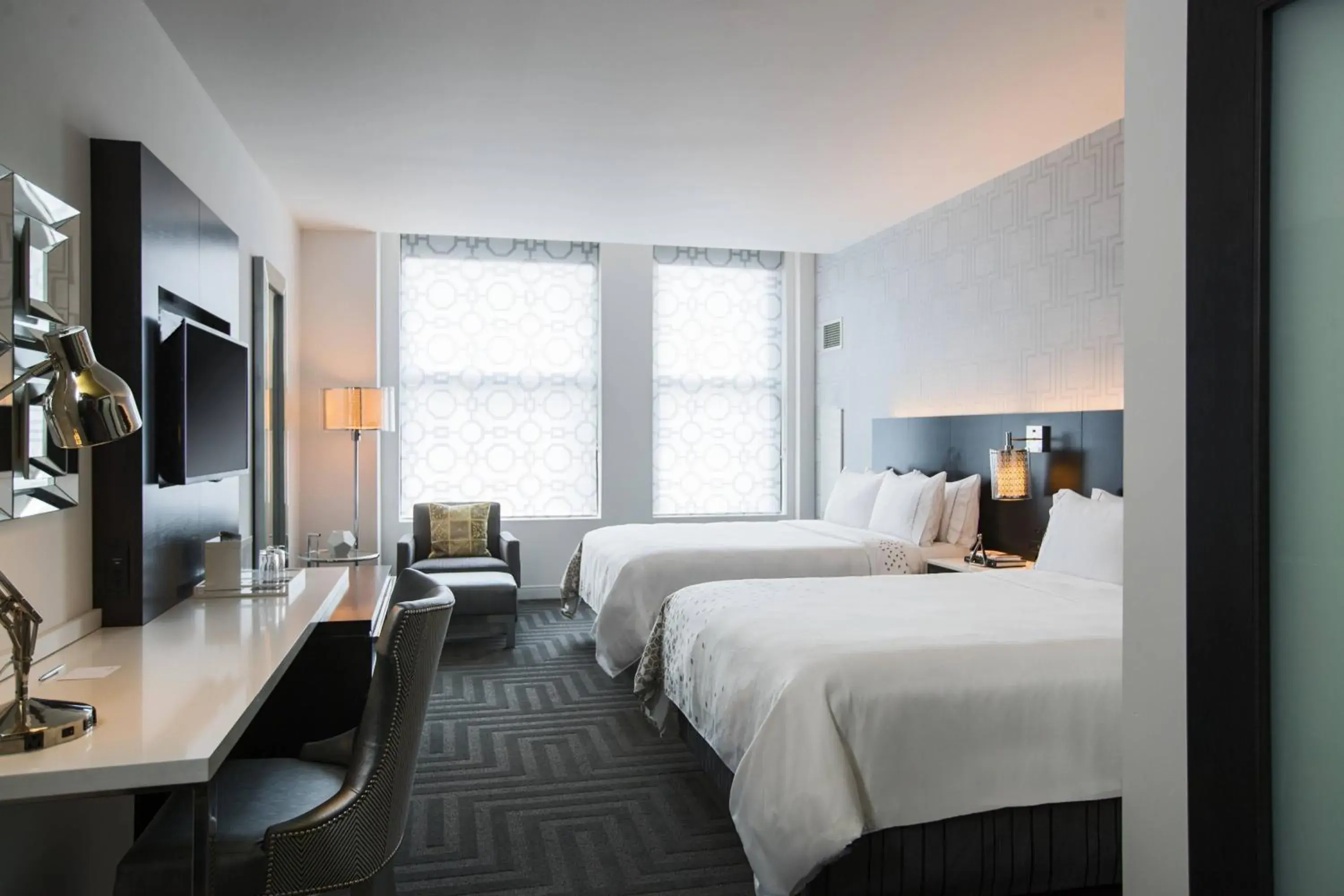 Photo of the whole room, Bed in Renaissance Cincinnati Downtown Hotel Photo of the whole room, Bed in Renaissance Cincinnati Downtown Hotel