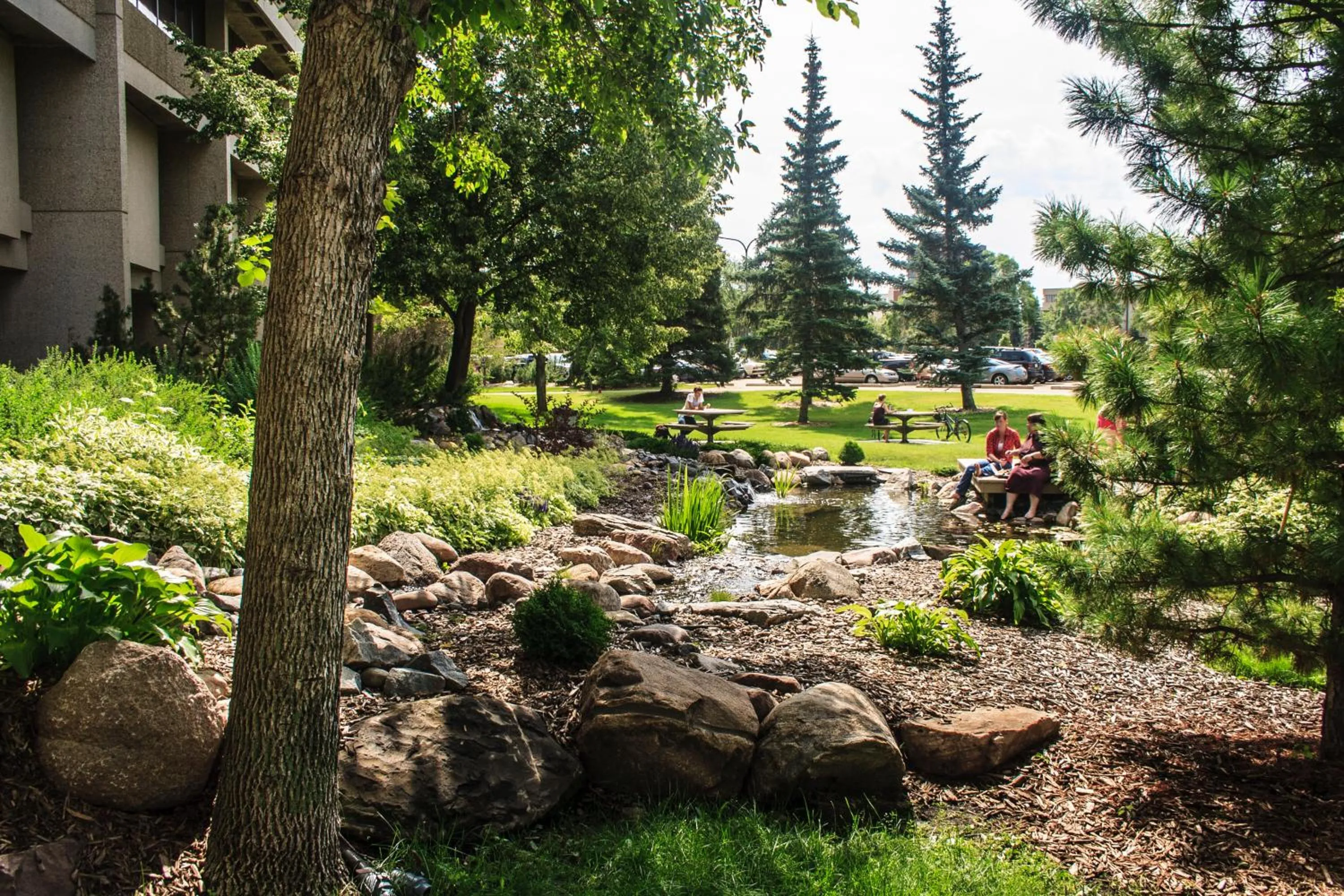 Garden in University of Alberta - Hotel