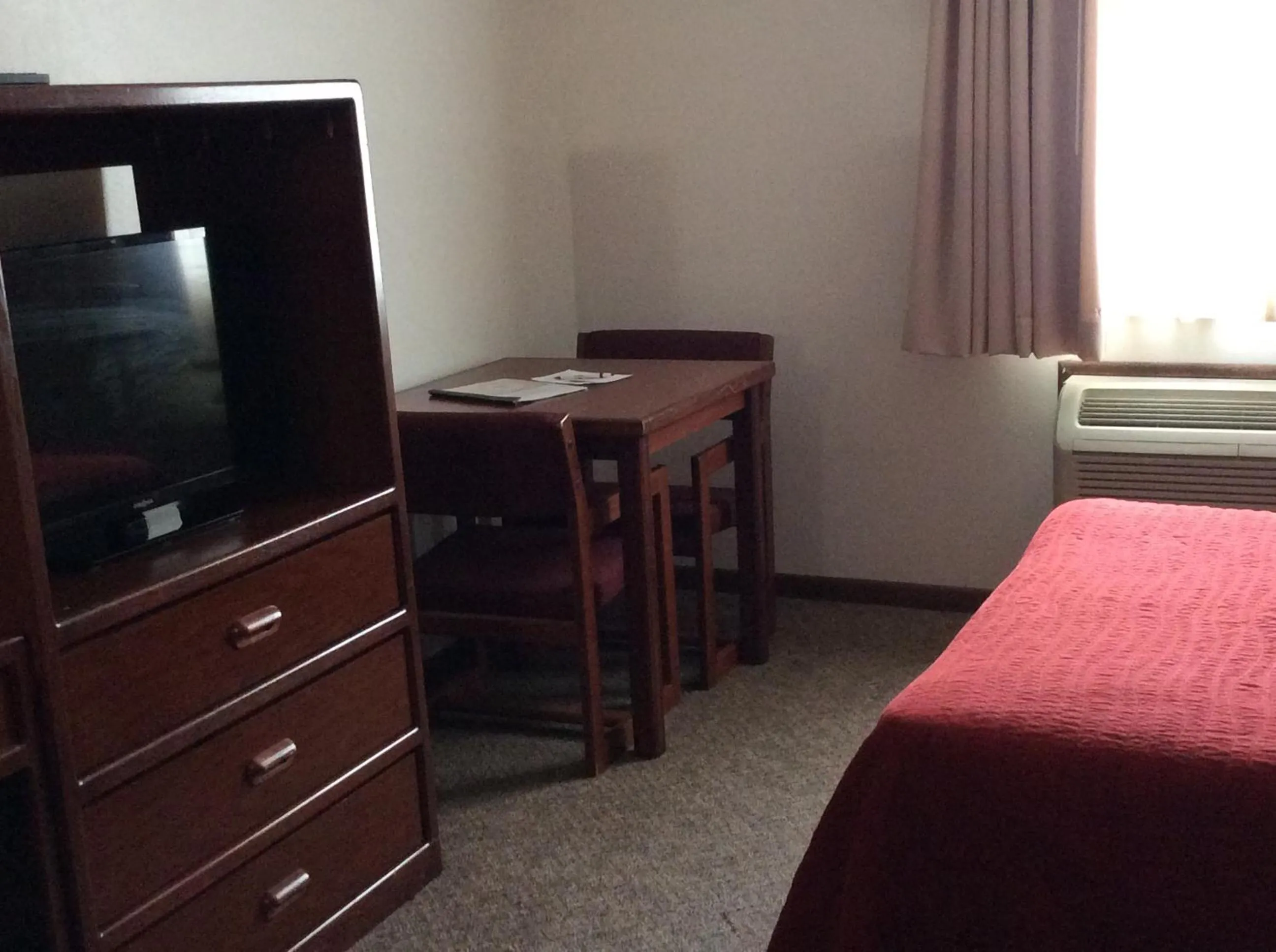 Seating area in Sports Club Motel