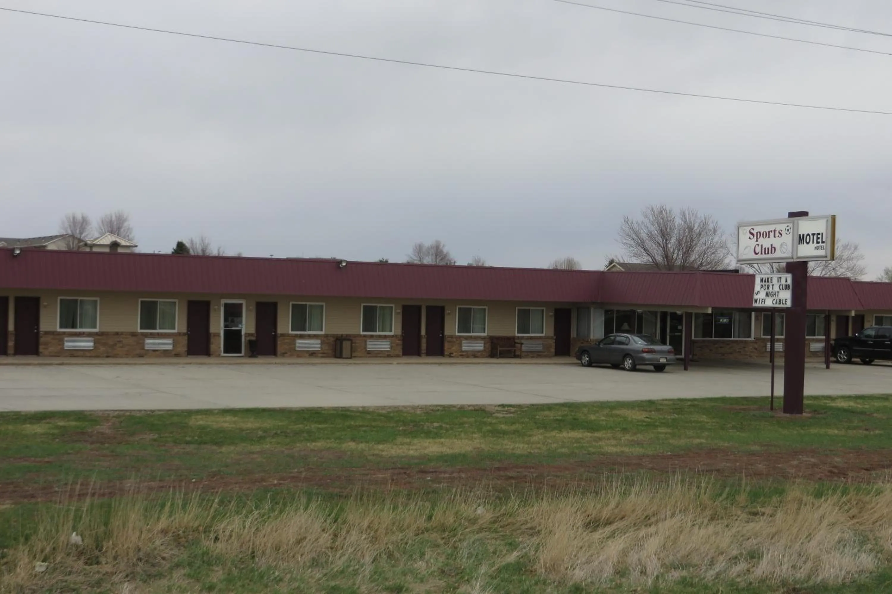 Facade/entrance in Sports Club Motel
