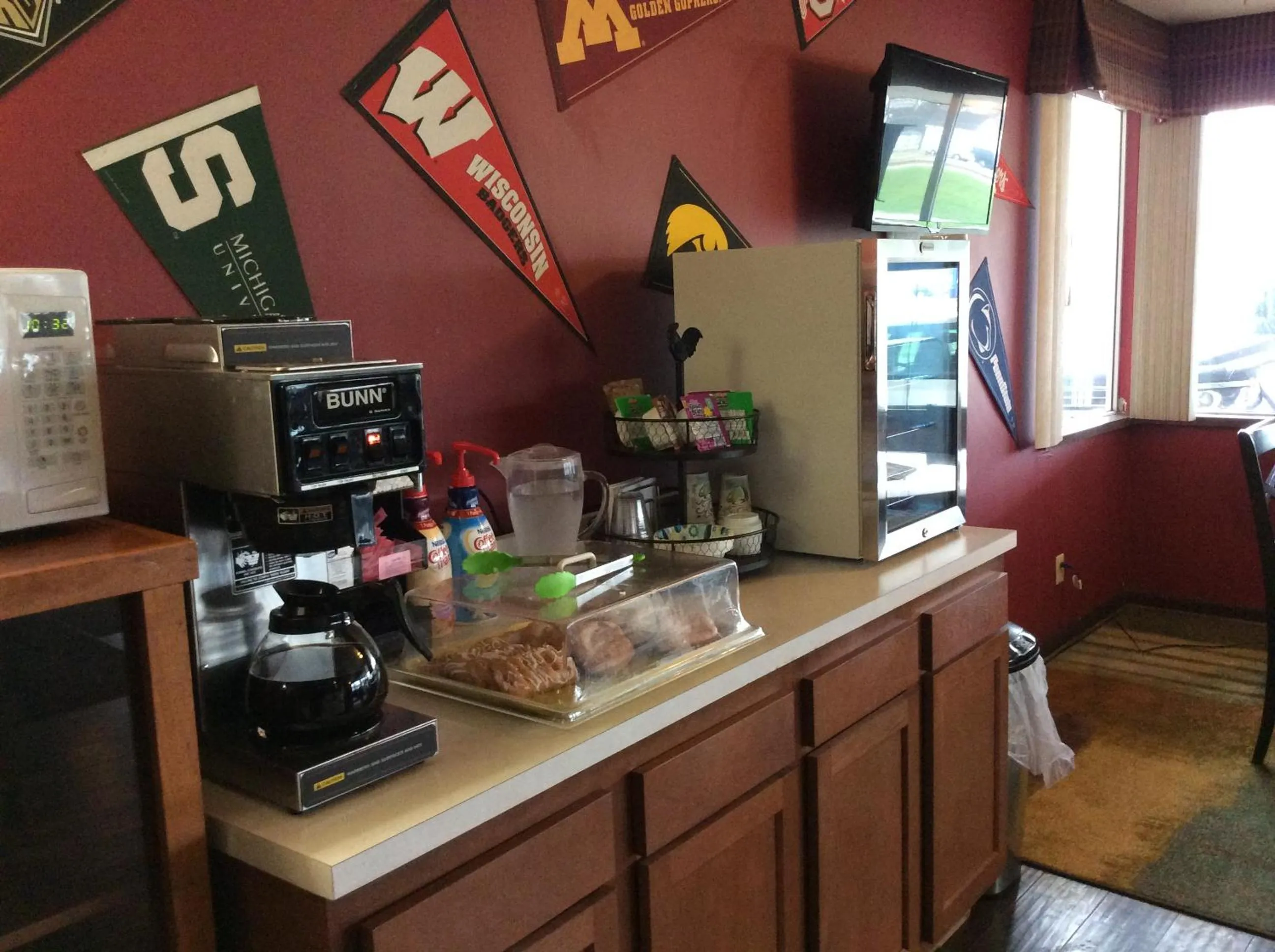 Breakfast in Sports Club Motel