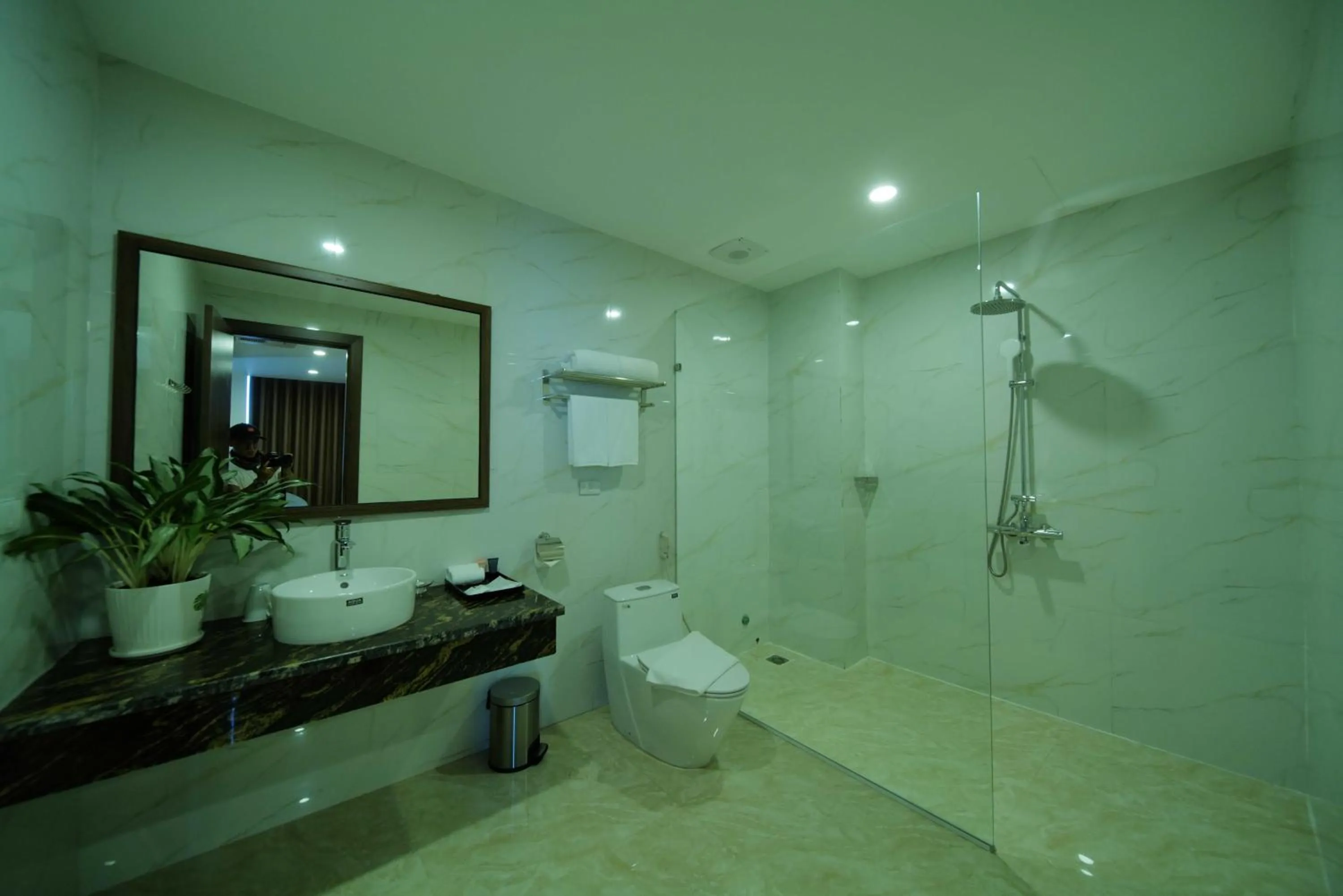 Bathroom in Mường Thanh Grand Dien Bien Phu Hotel