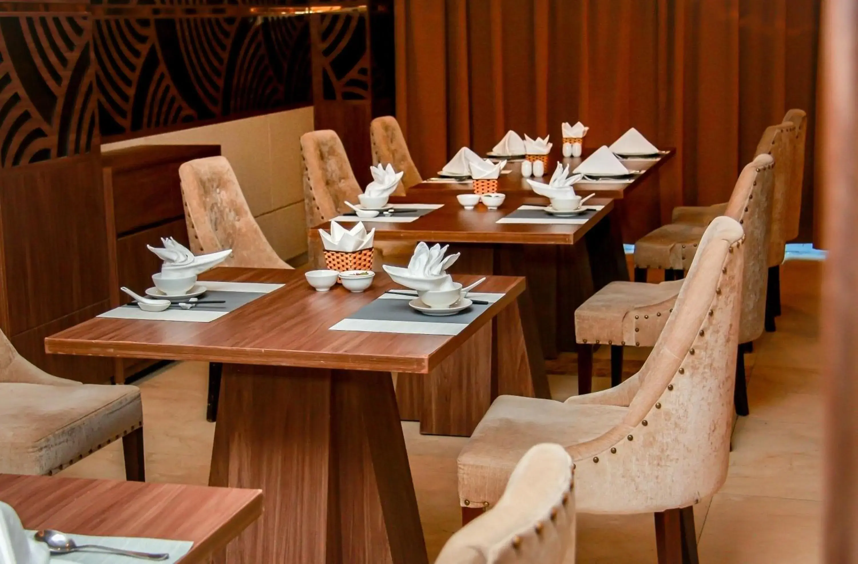 Restaurant/places to eat in Mường Thanh Grand Dien Bien Phu Hotel Restaurant/places to eat in Mường Thanh Grand Dien Bien Phu Hotel