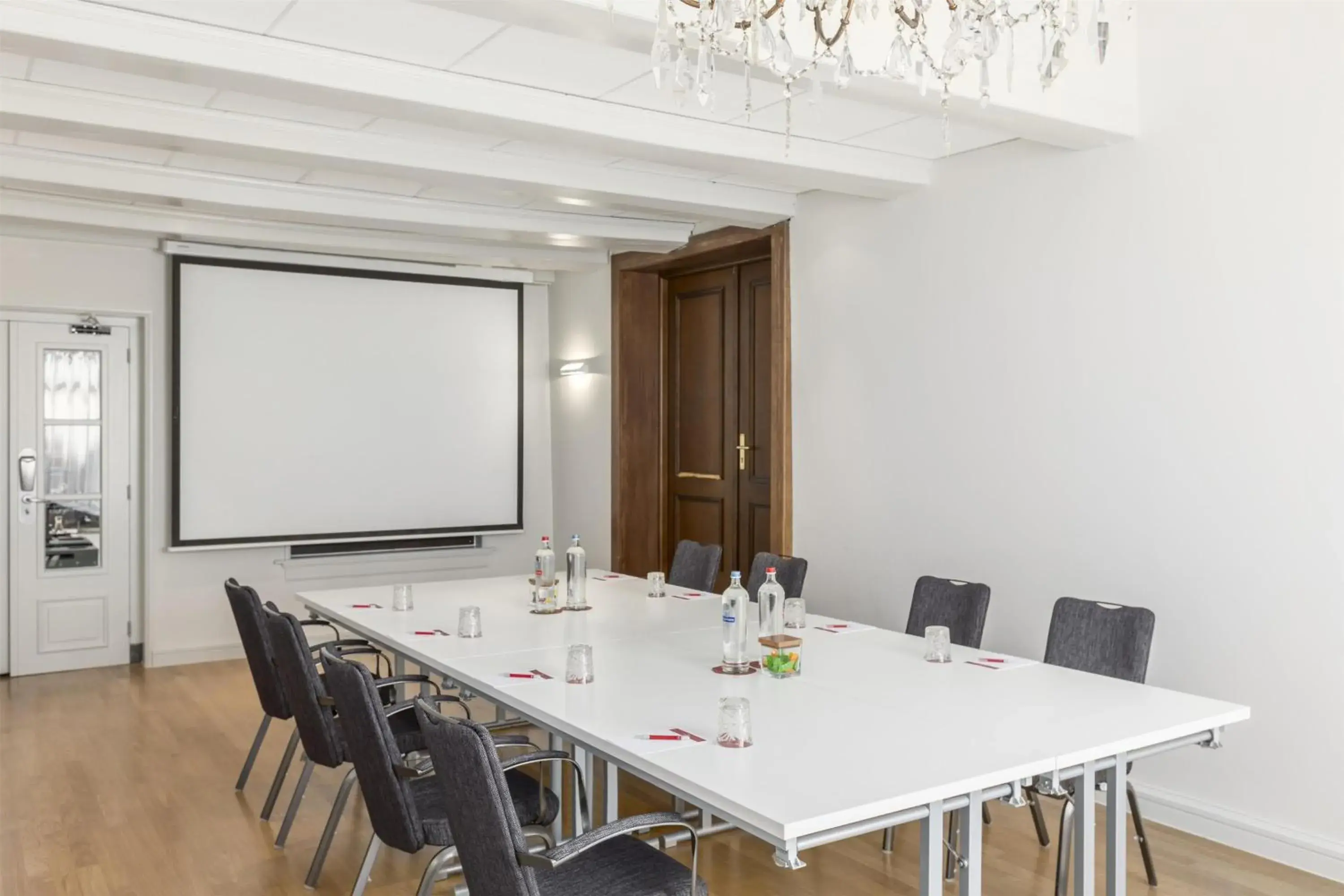 Lounge or bar in NH Collection Amsterdam Barbizon Palace Lounge or bar in NH Collection Amsterdam Barbizon Palace