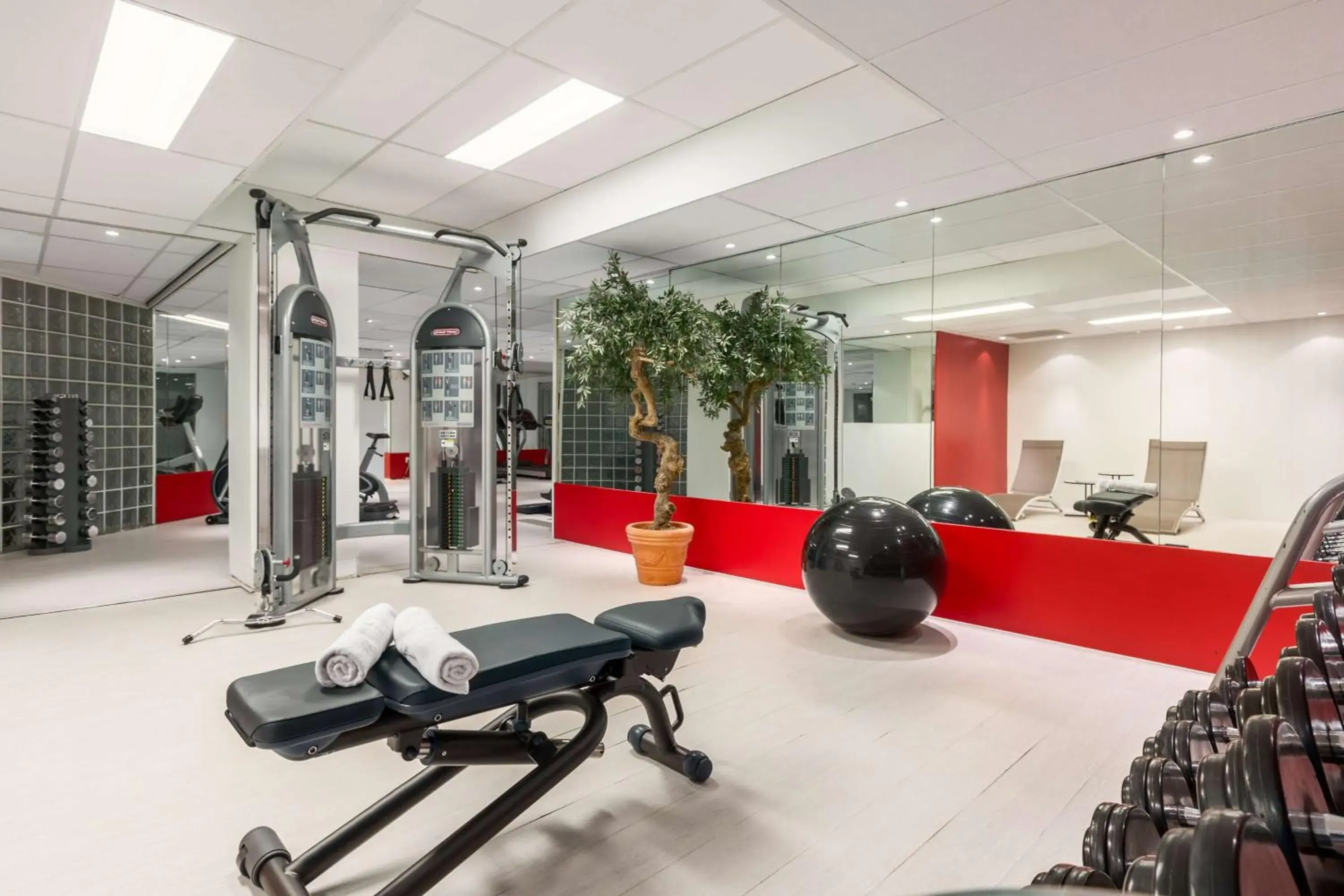 Fitness centre/facilities in NH Collection Amsterdam Barbizon Palace Fitness centre/facilities in NH Collection Amsterdam Barbizon Palace