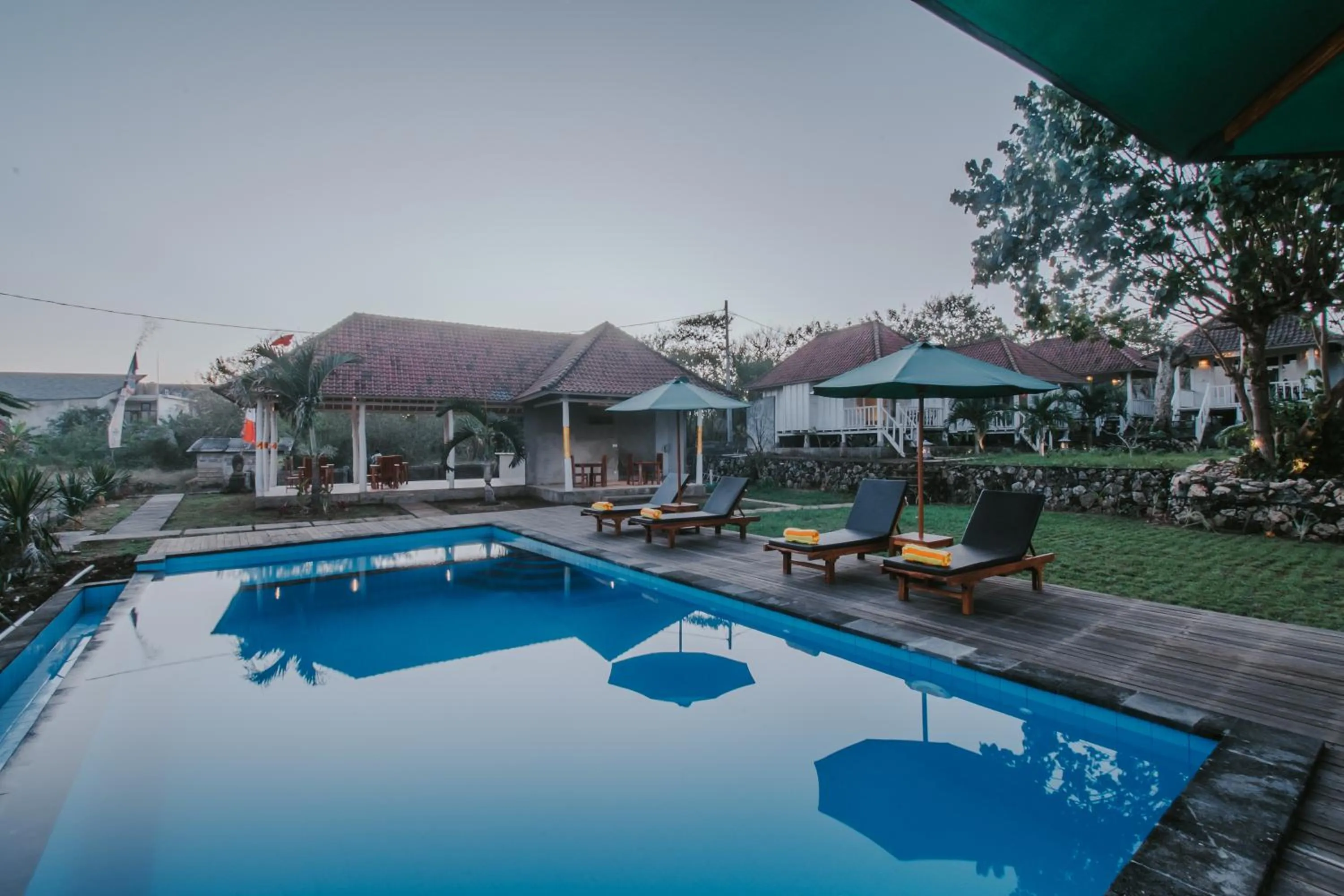 Pool view in Paluh Beach Huts