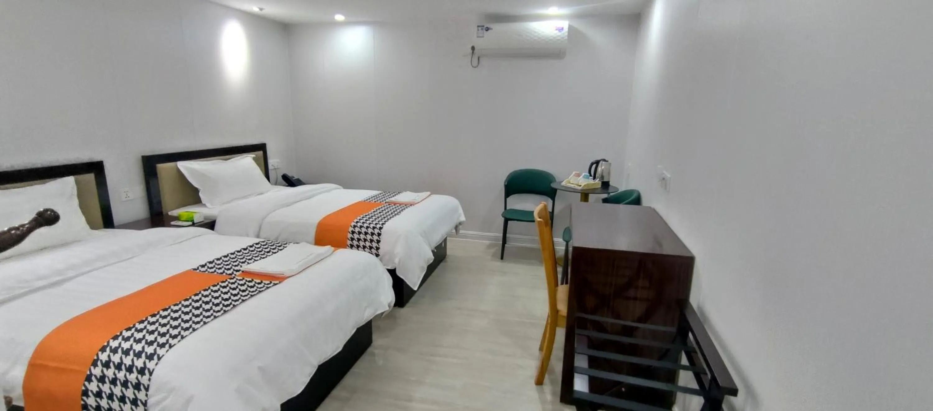 Bed in Sky Garden Hotel