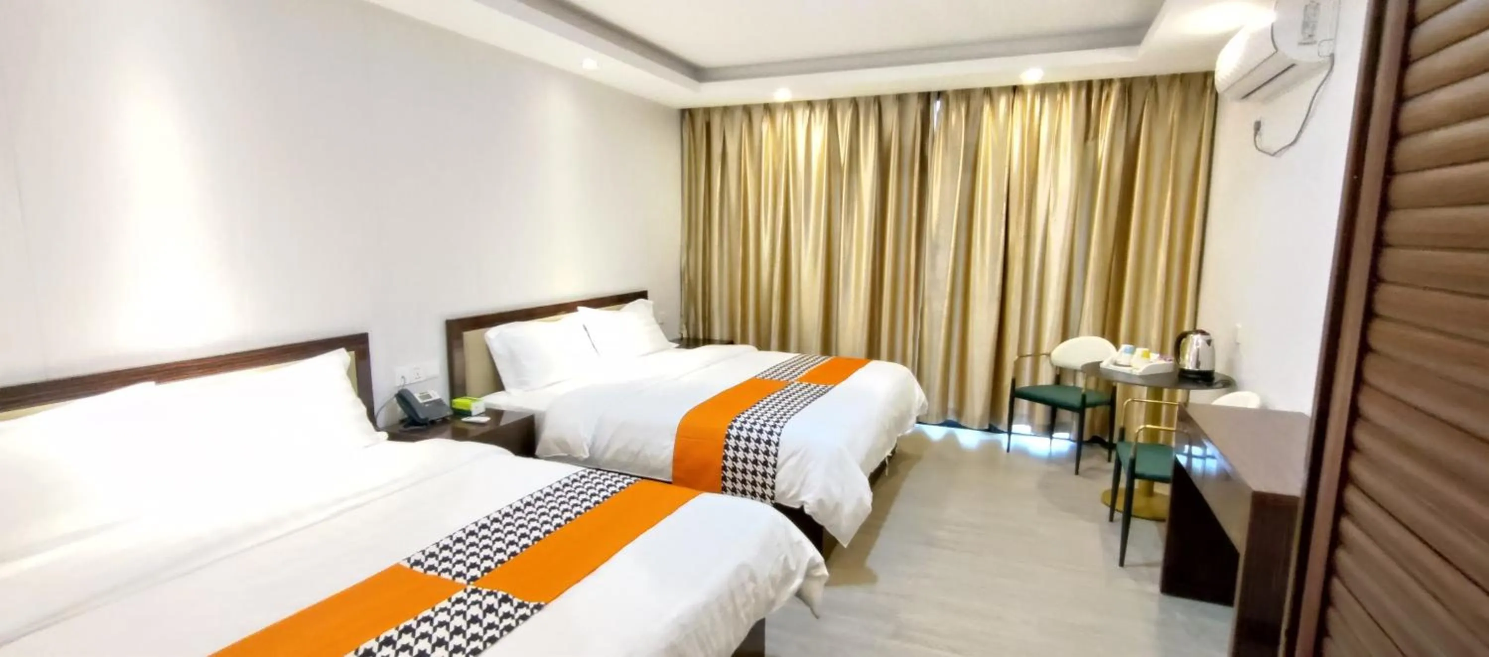 Photo of the whole room, Bed in Sky Garden Hotel