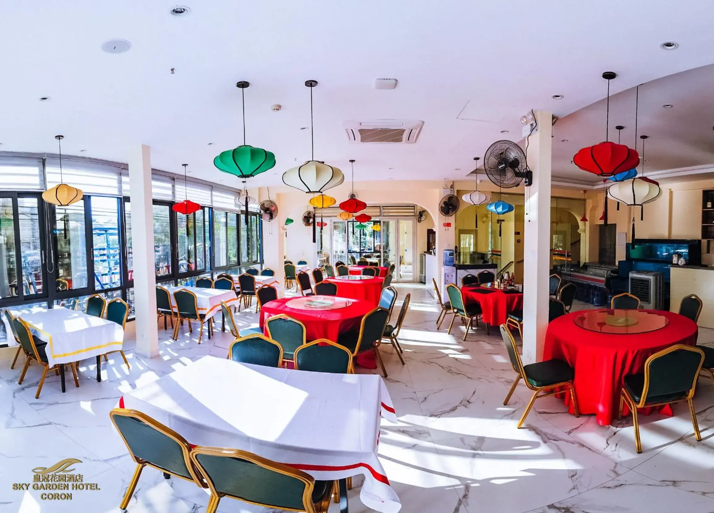 Restaurant/places to eat in Sky Garden Hotel Restaurant/places to eat in Sky Garden Hotel