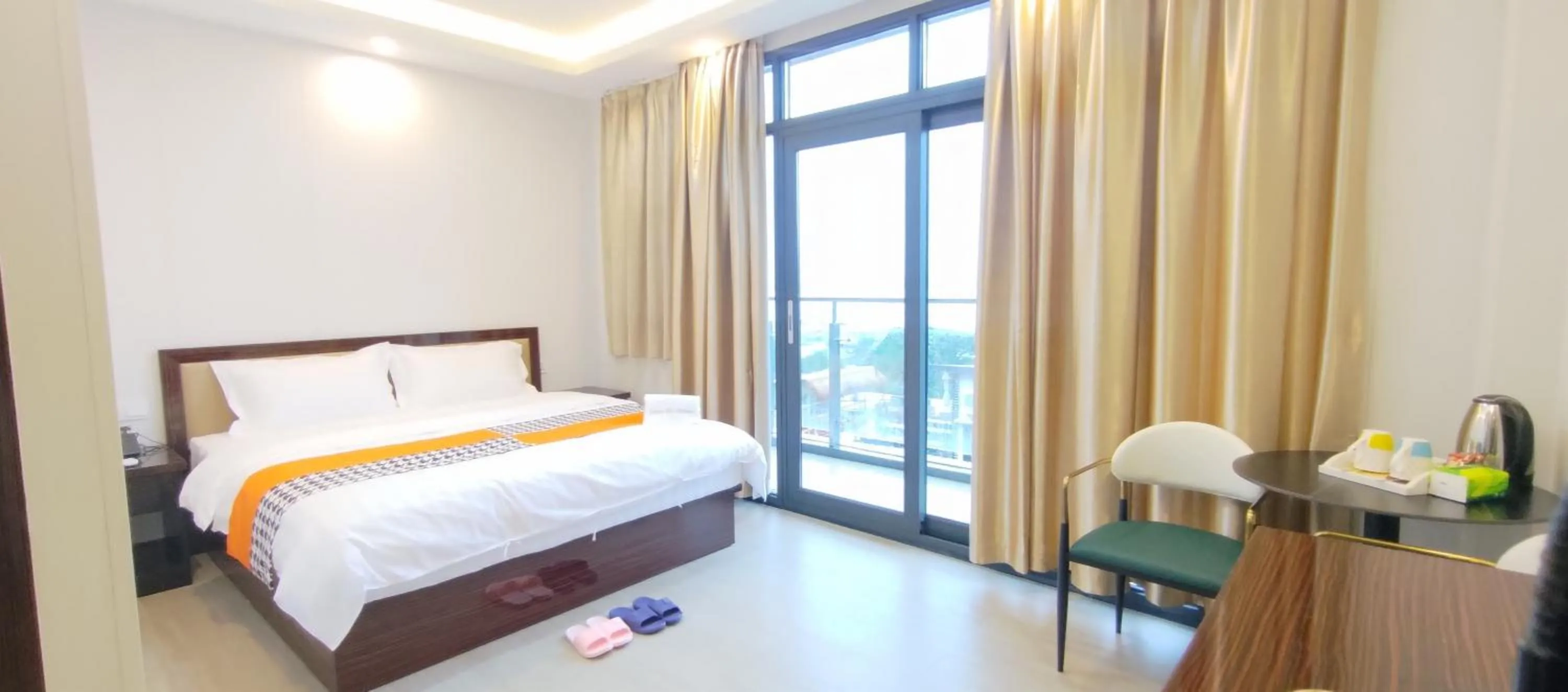 Photo of the whole room, Bed in Sky Garden Hotel