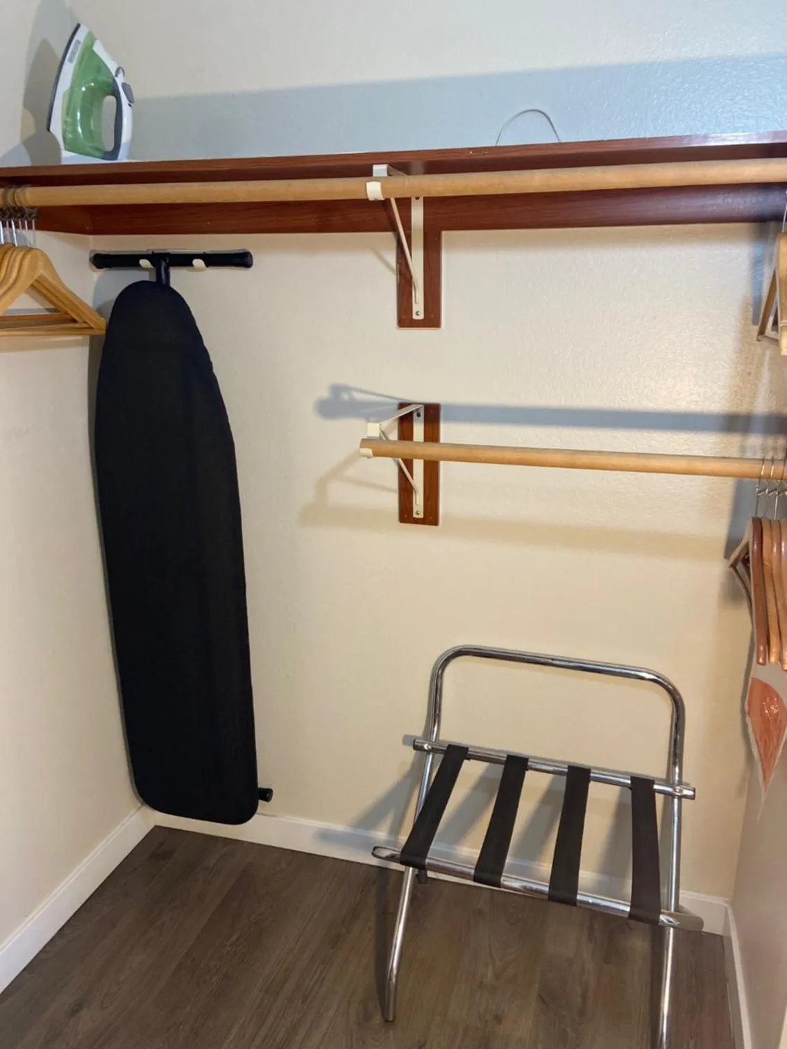 Toppenish Inn and Suites