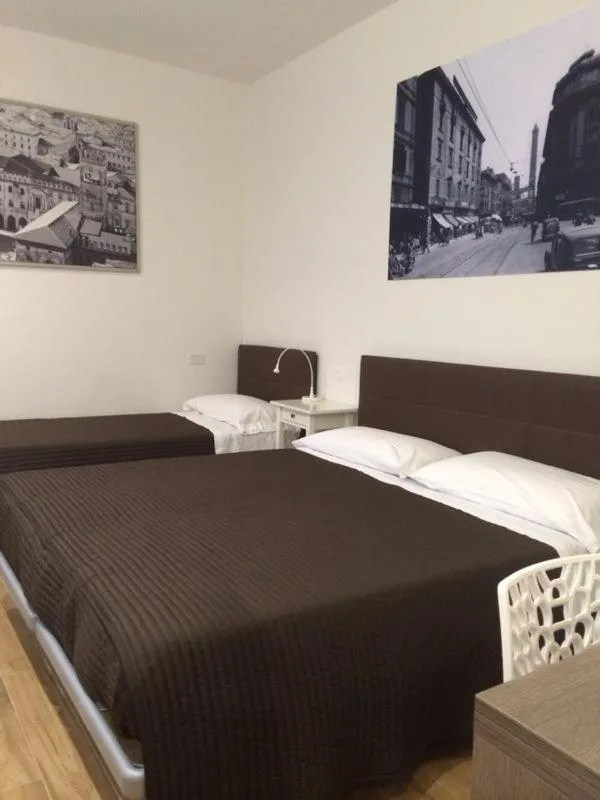 Decorative detail, Bed in B&B Dell'Orso - Affittacamere - Guest house