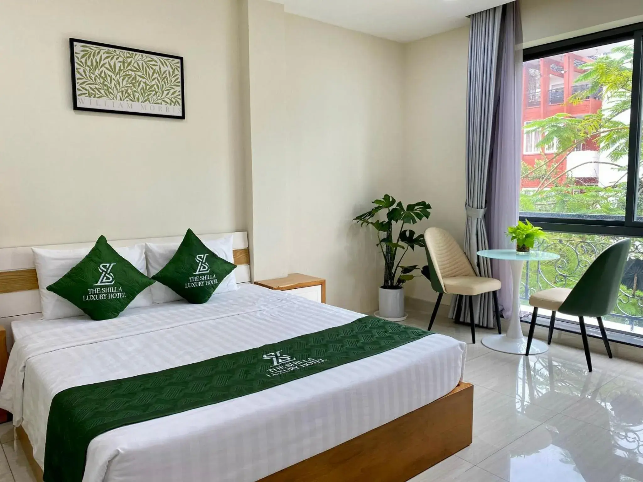 King Room with Garden View in The Shilla Luxury I Hotel-더신라럭셔리호텔 King Room with Garden View in The Shilla Luxury I Hotel-더신라럭셔리호텔