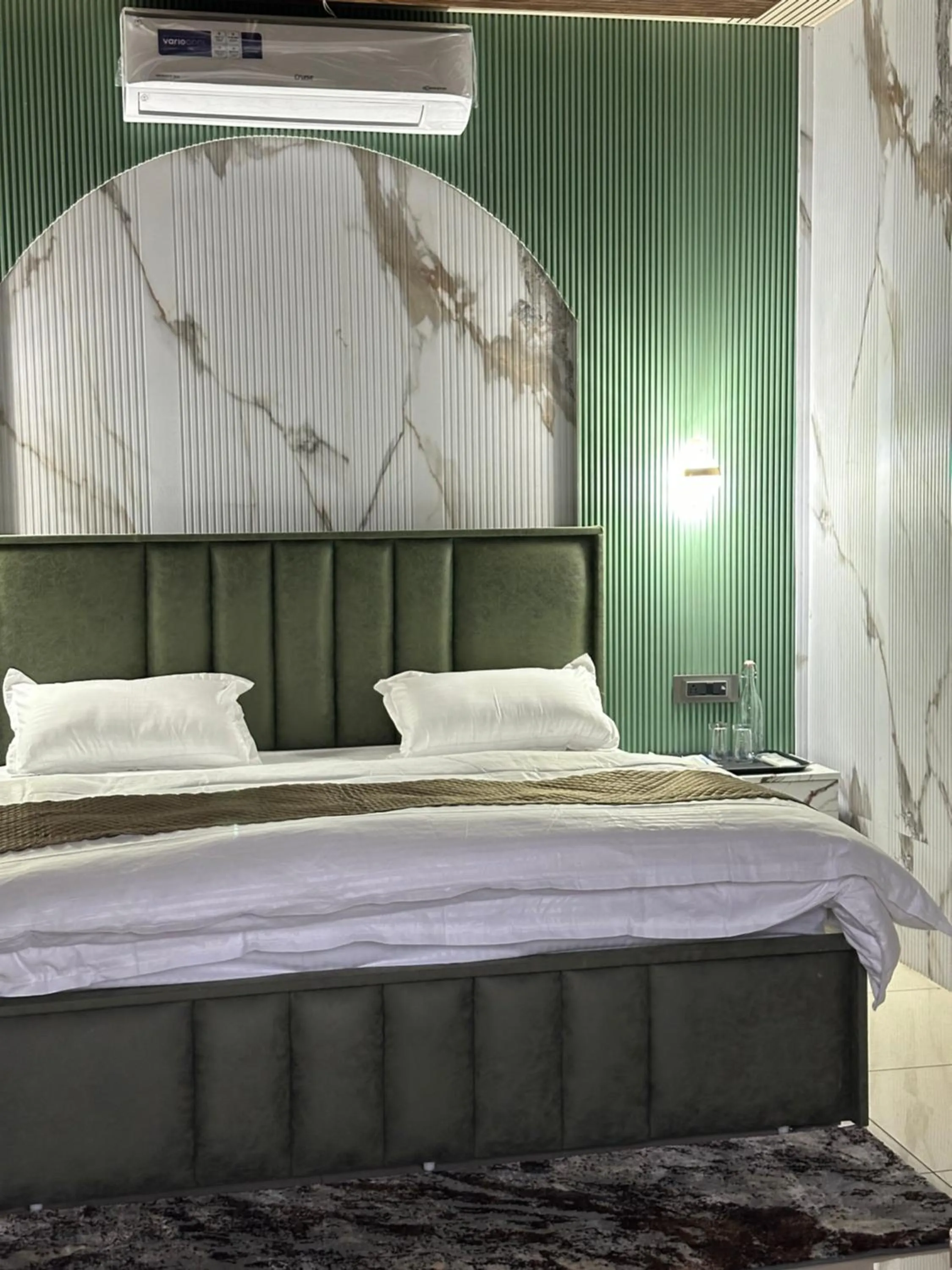 Bed in Hotel Maheshwari & Banquet Hall