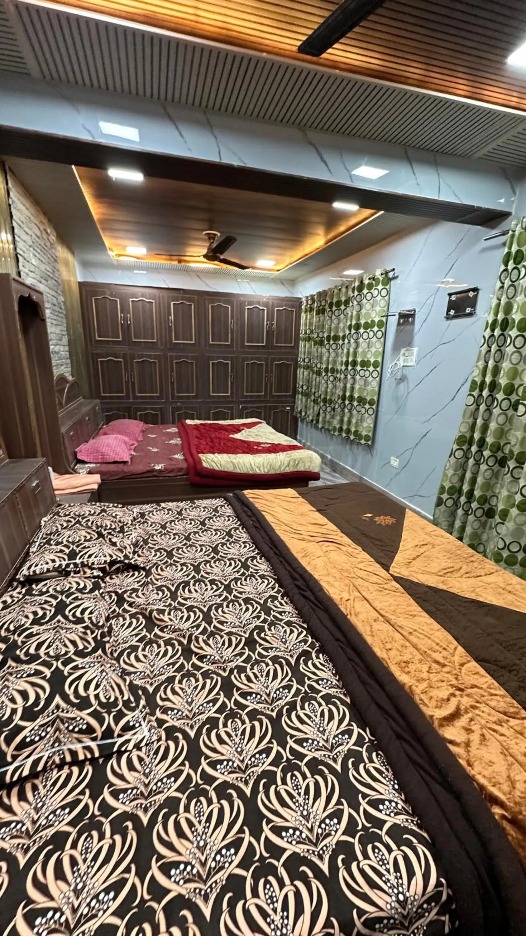 Bed in Hotel Maheshwari & Banquet Hall