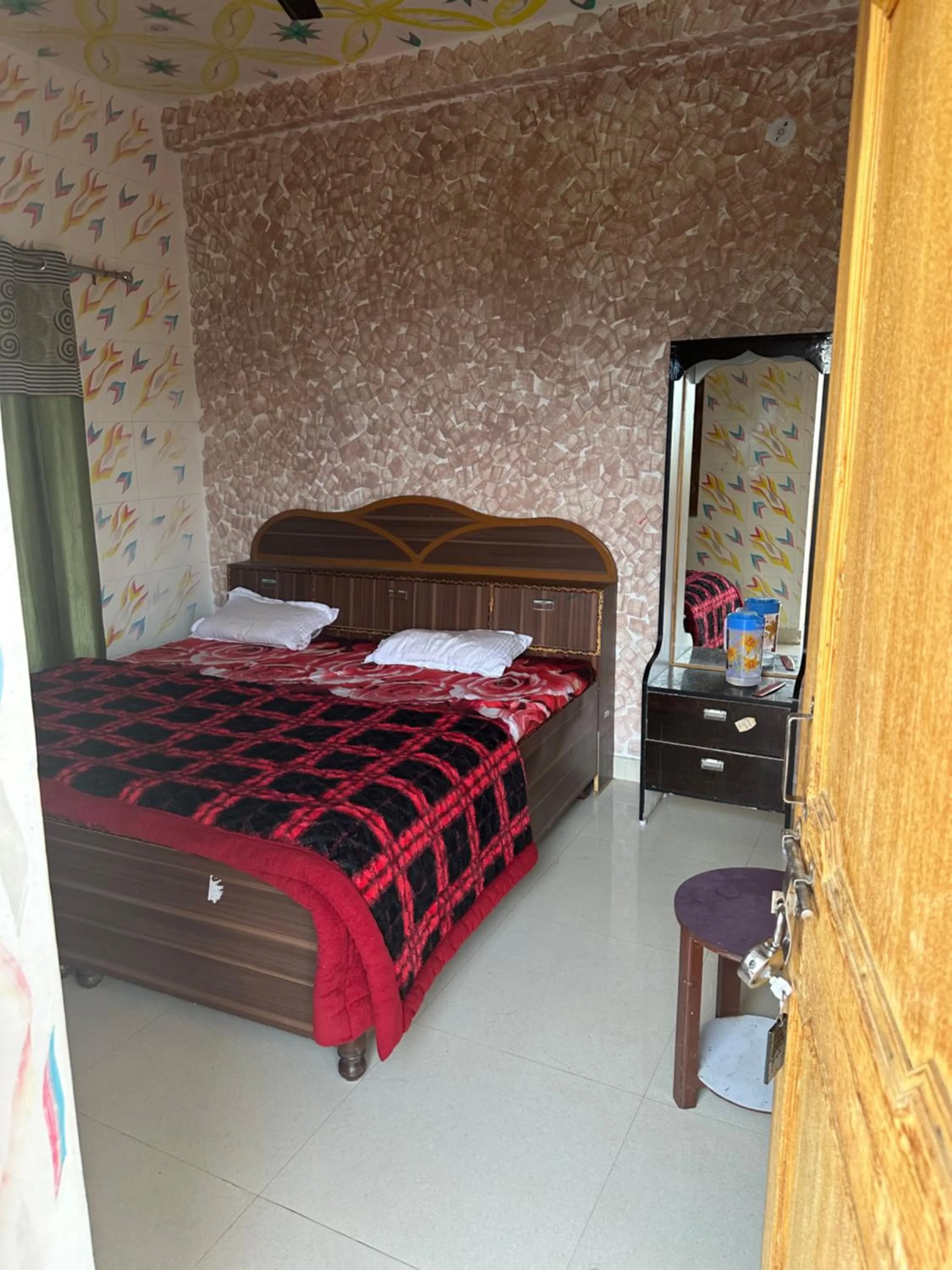 Bed in Hotel Maheshwari & Banquet Hall