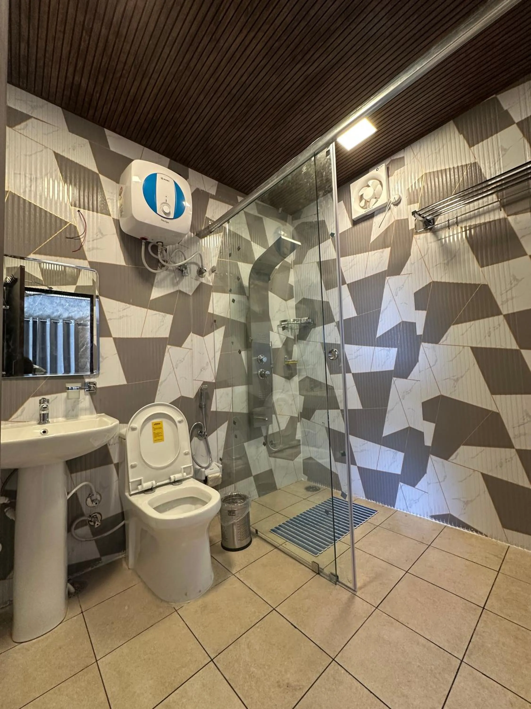 Hotel Maheshwari & Banquet Hall