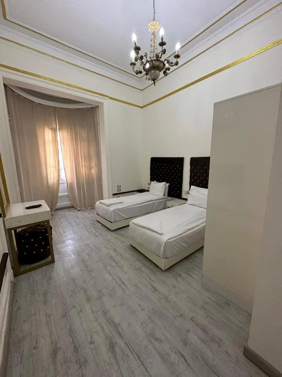 Bed in New palace court