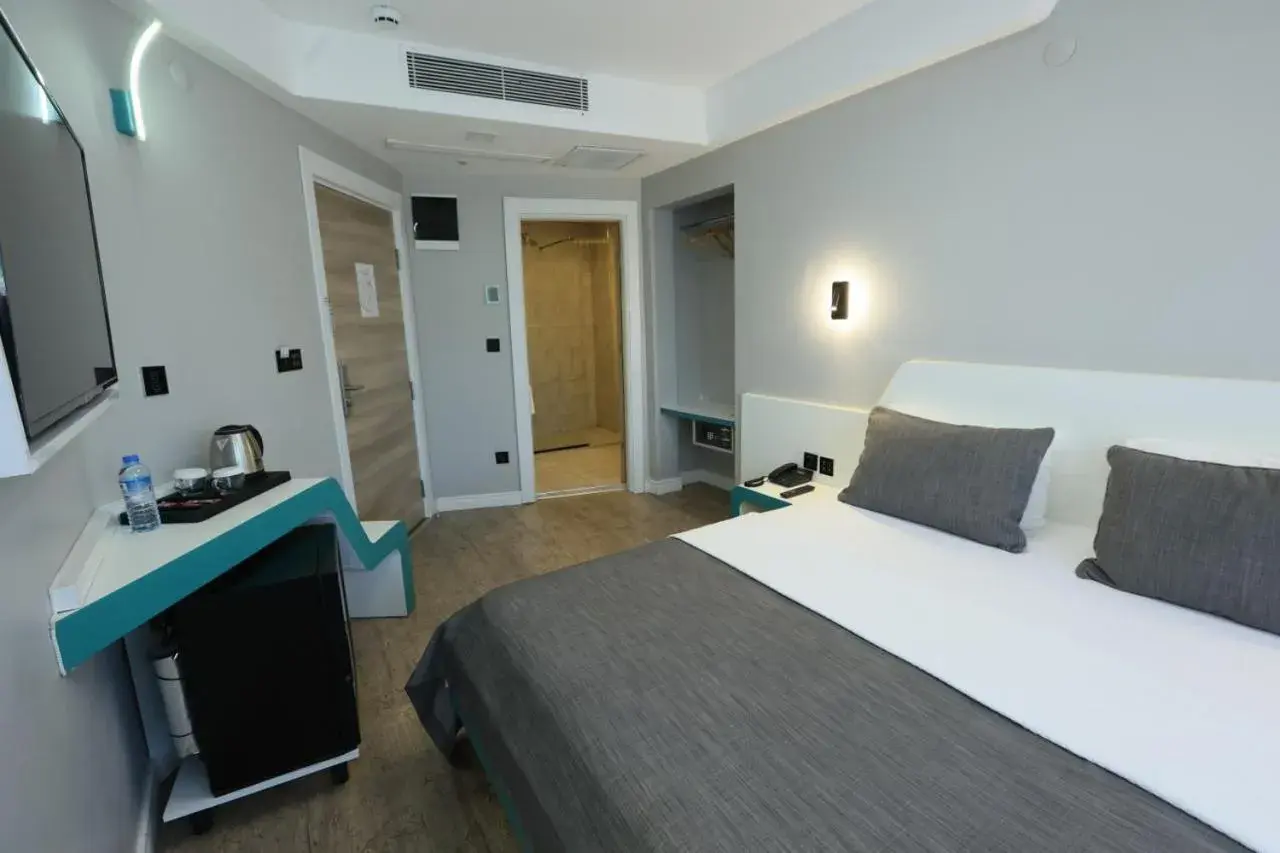 Photo of the whole room, Bed in Midis Otel Photo of the whole room, Bed in Midis Otel