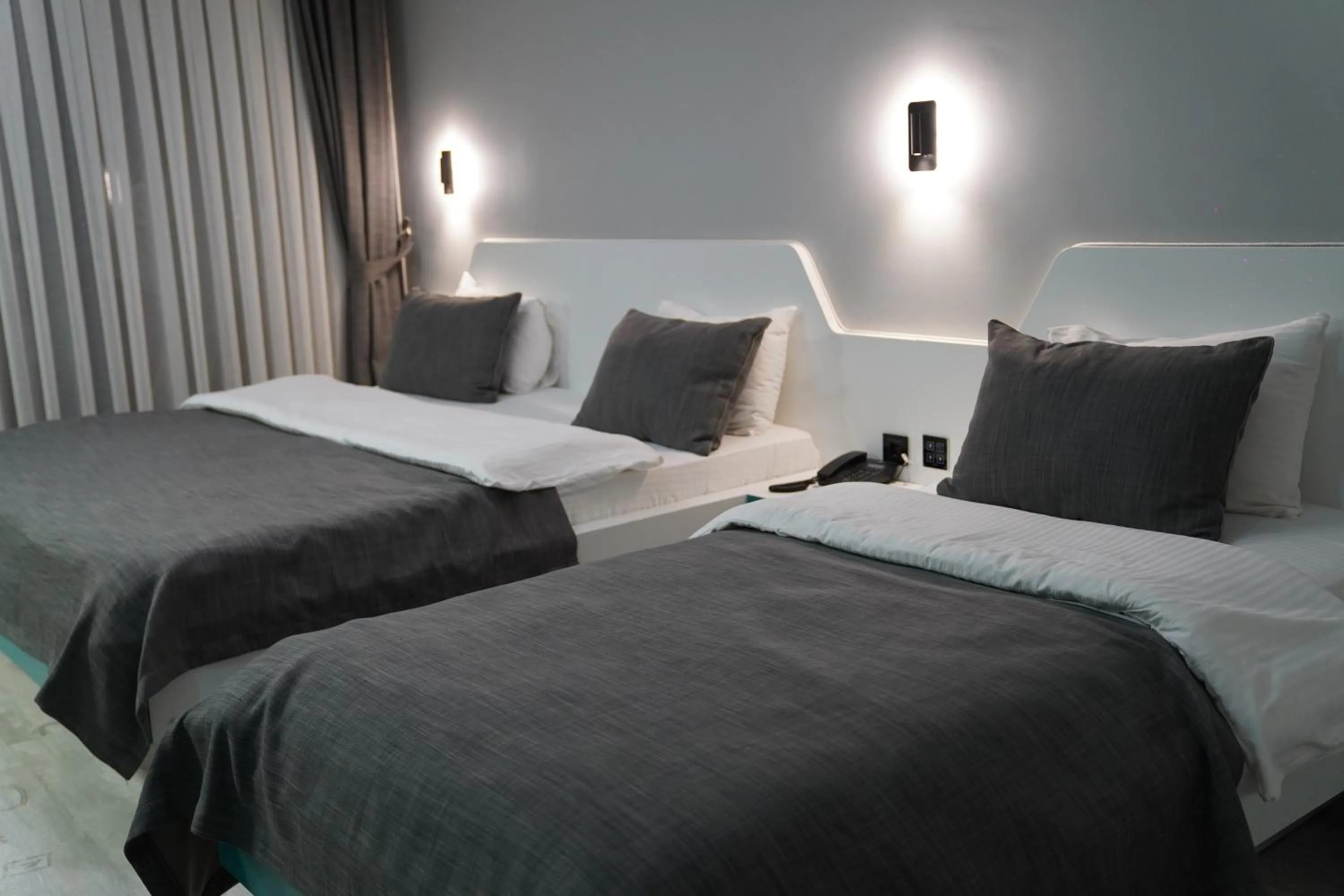 Bed in Midis Otel