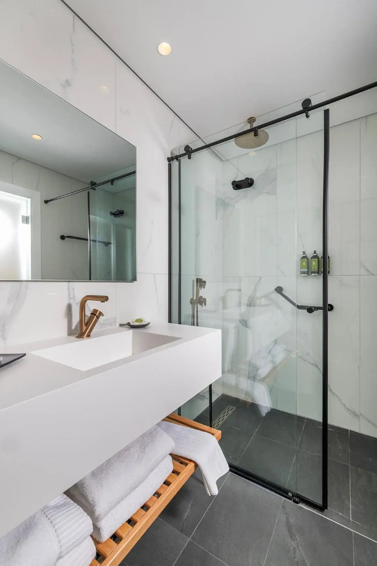 Almond Deluxe Balcony - single occupancy in Almond Hotel - Adults only Almond Deluxe Balcony - single occupancy in Almond Hotel - Adults only