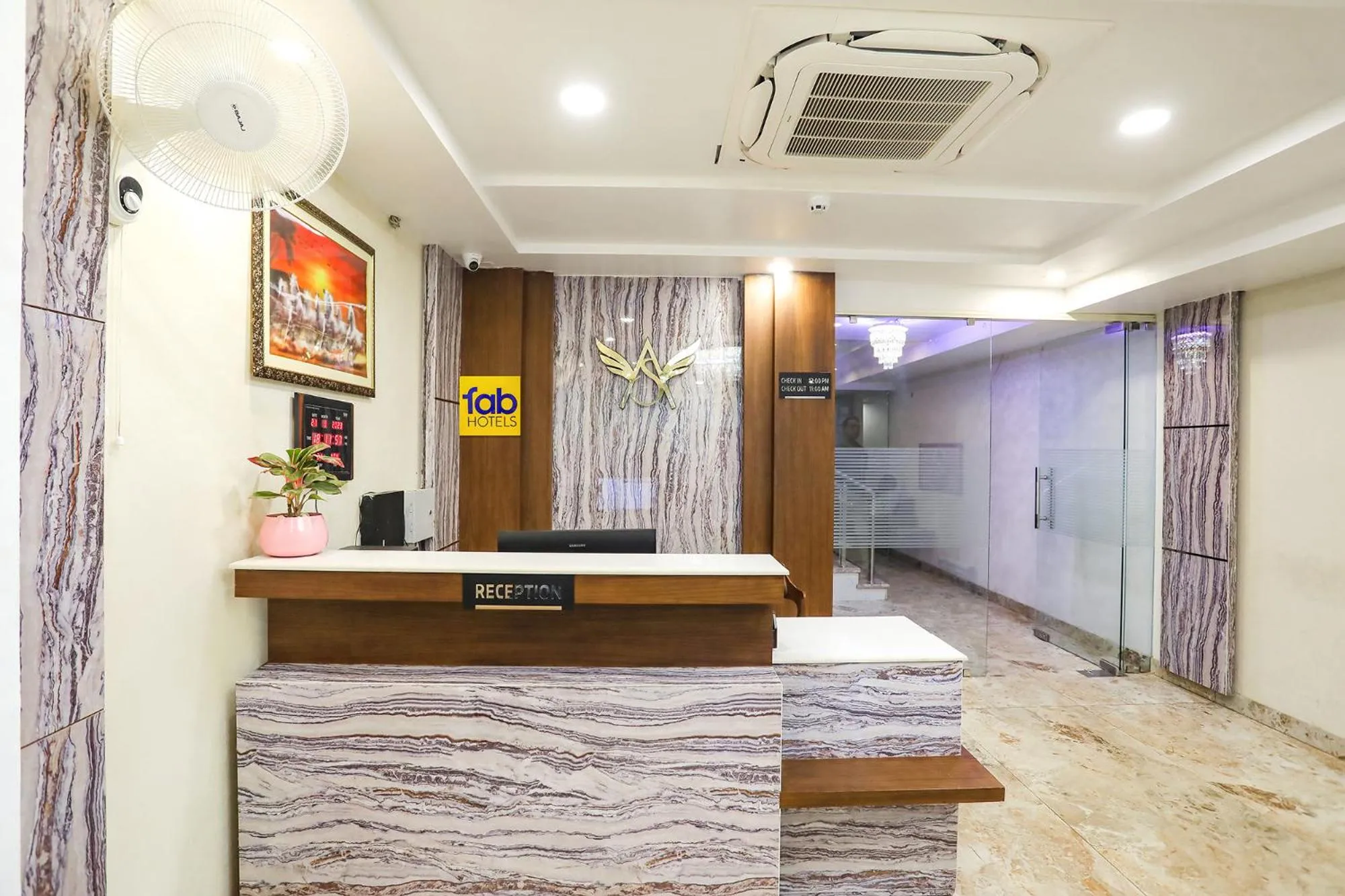 Lobby or reception in FabHotel Aman Sara