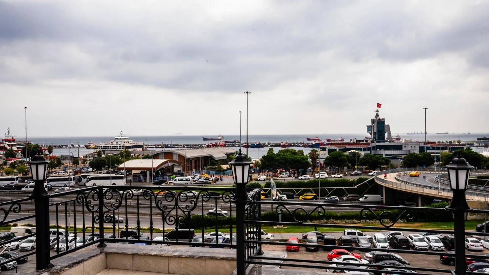 On-site shops in CK PALACE Hotel
