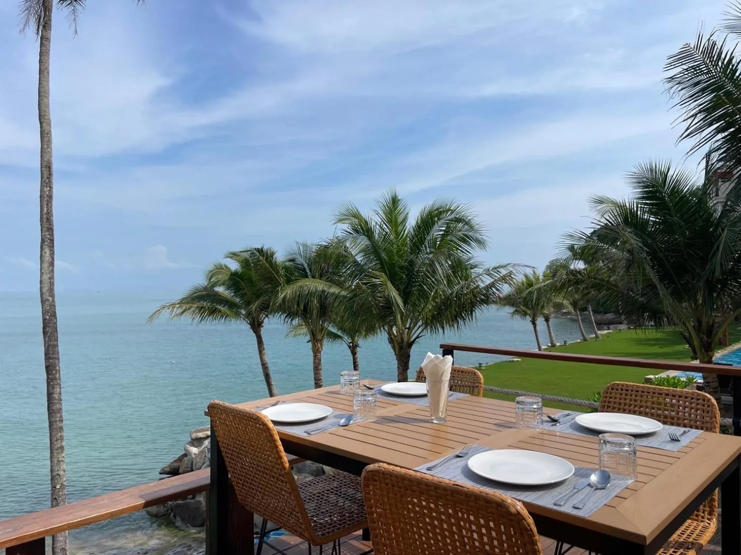 Restaurant/places to eat in X-Sea Khanom Harbor Bay Resort