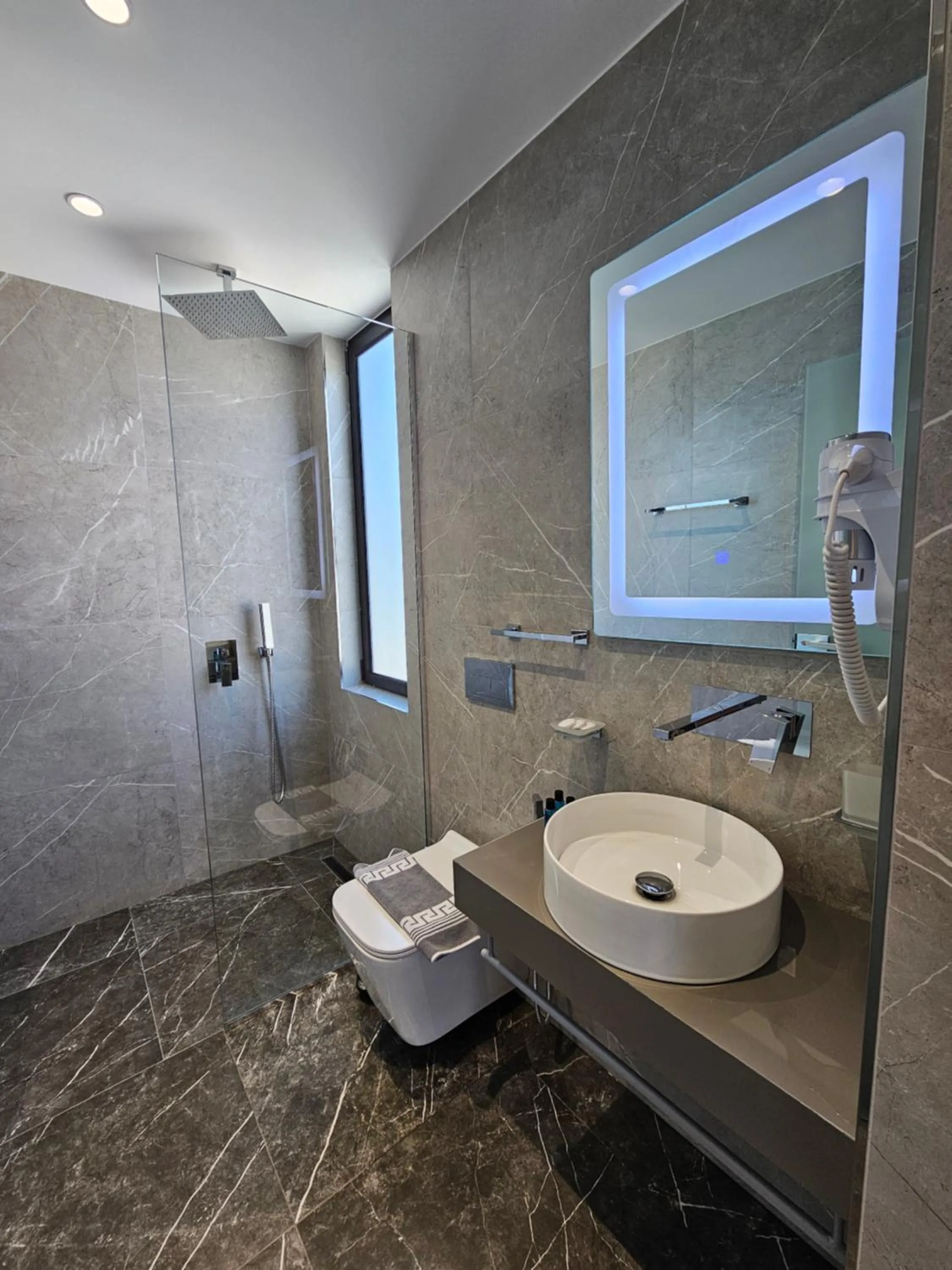 Shower in Adele Hotel Ksamil