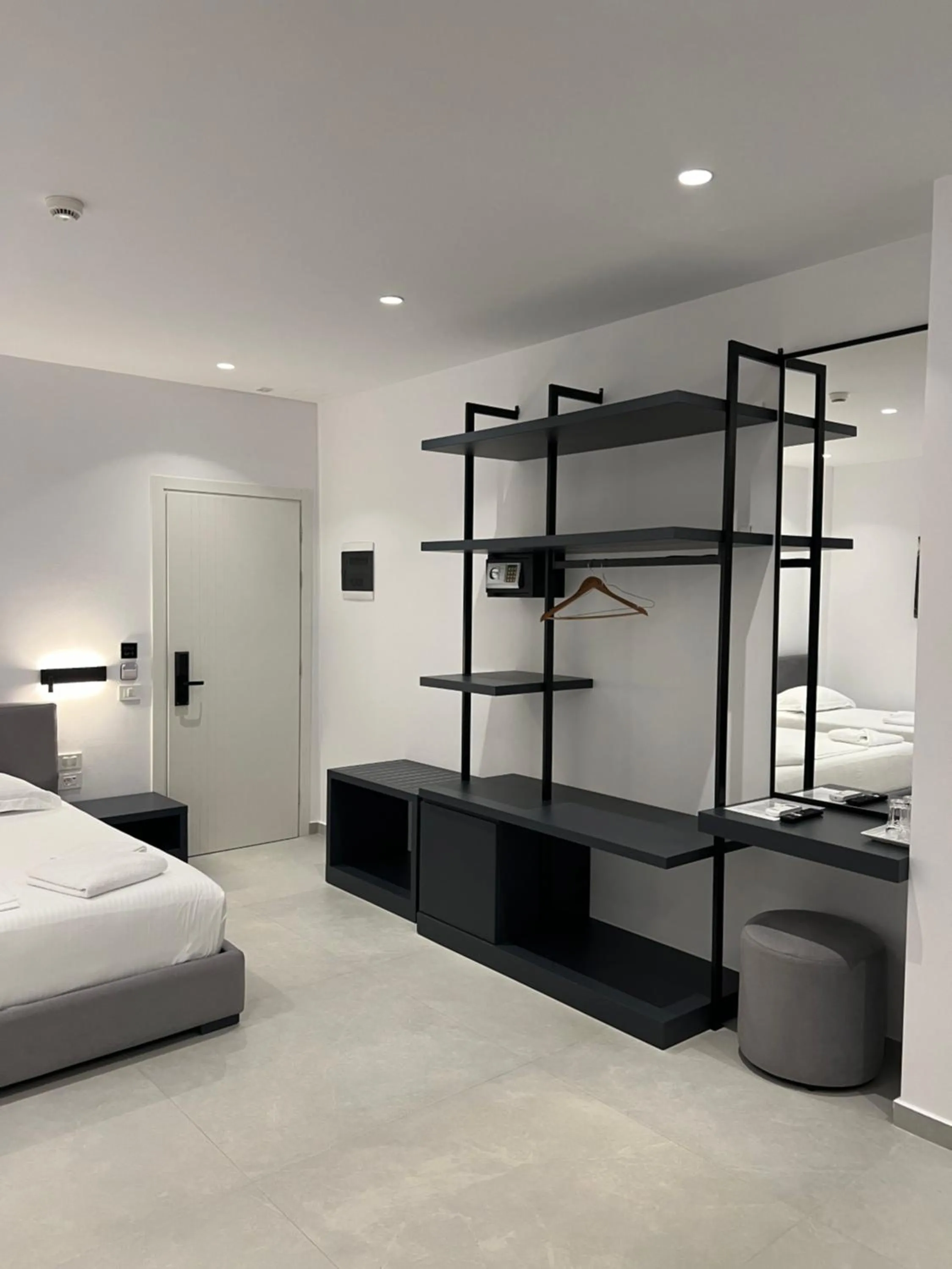 Bed in Adele Hotel Ksamil
