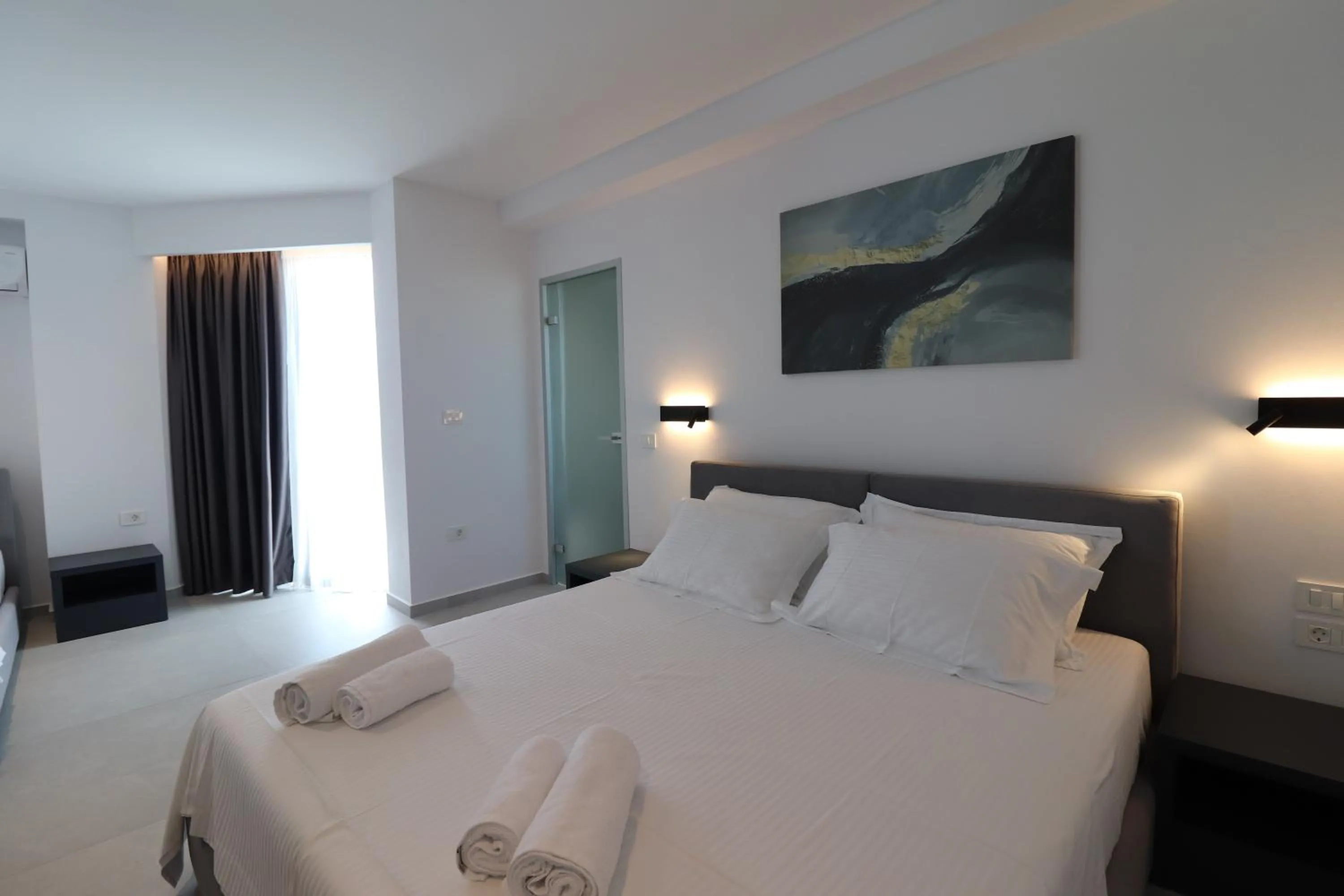 Bed in Adele Hotel Ksamil