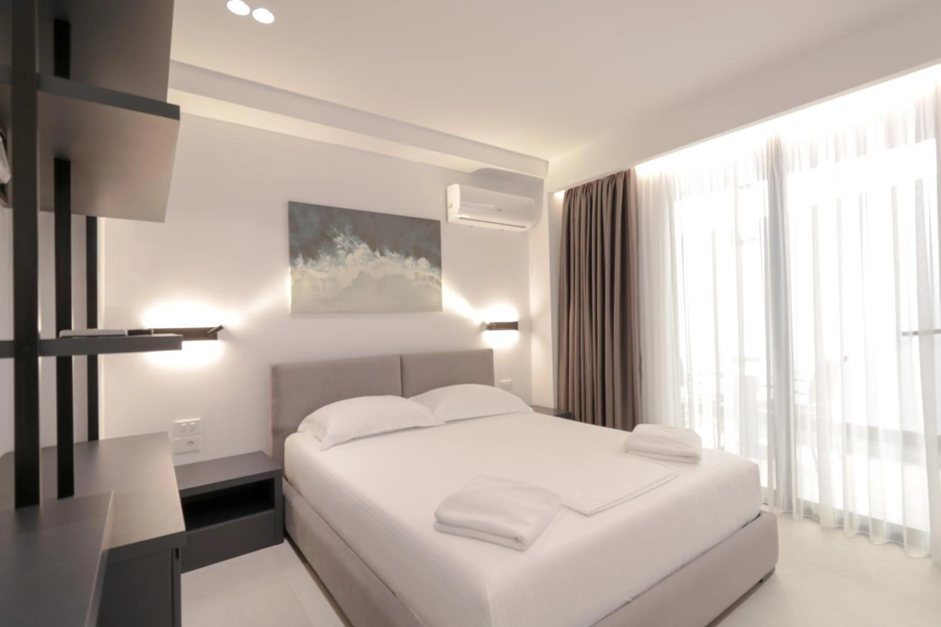 Bed in Adele Hotel Ksamil