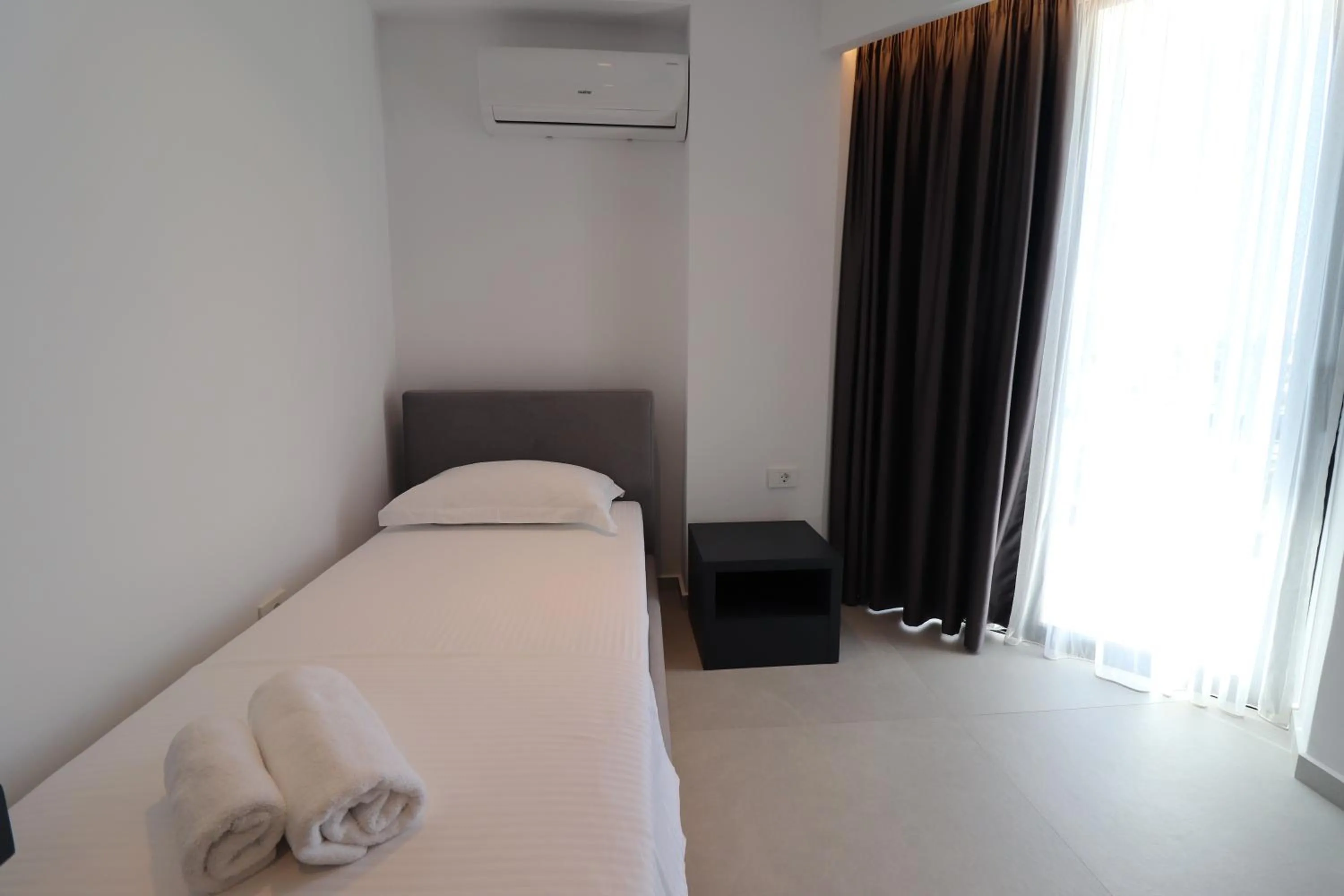 Bed in Adele Hotel Ksamil