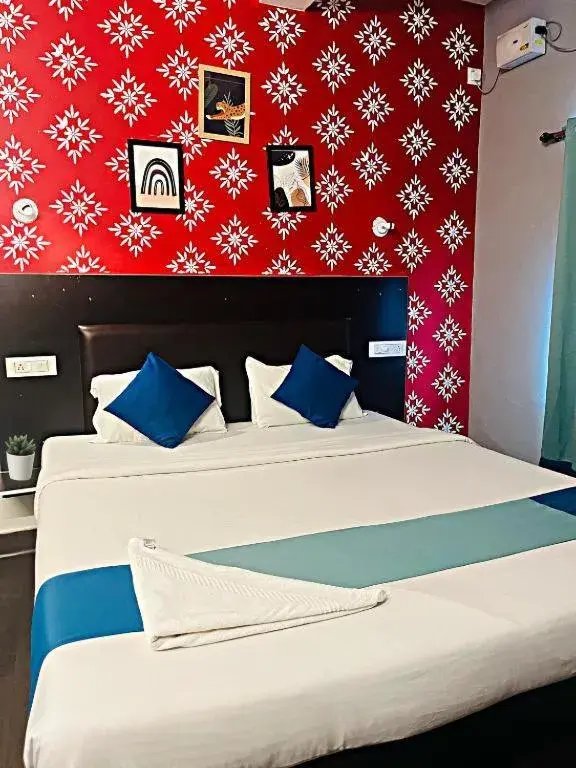 Bed in Udupi Comforts Bed in Udupi Comforts