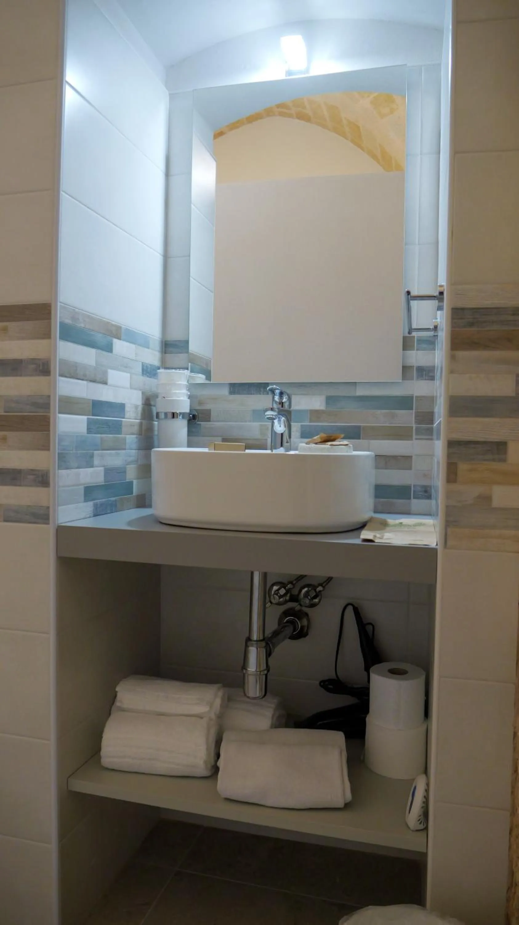 Bathroom in Perla Suite