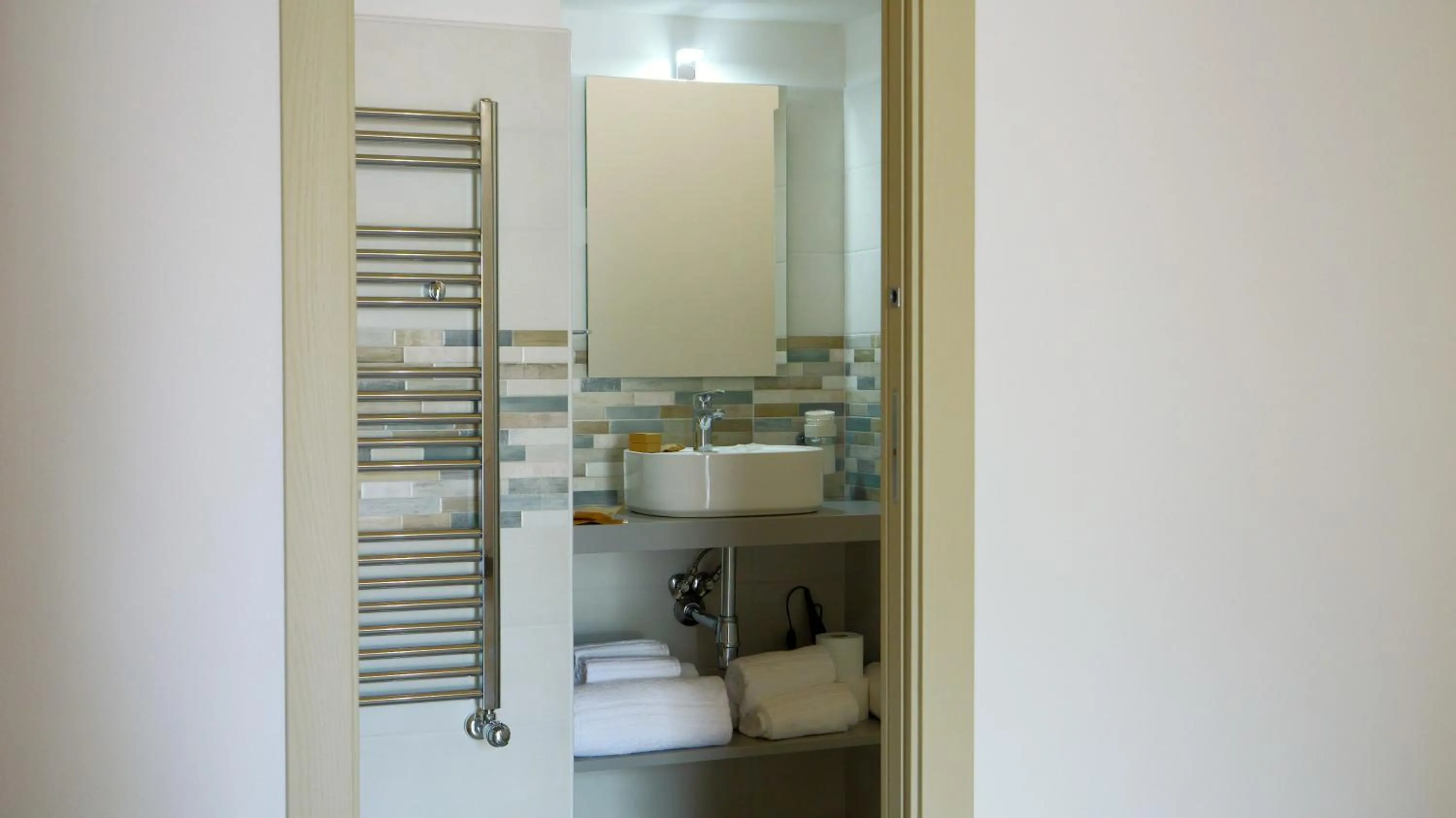Bathroom in Perla Suite